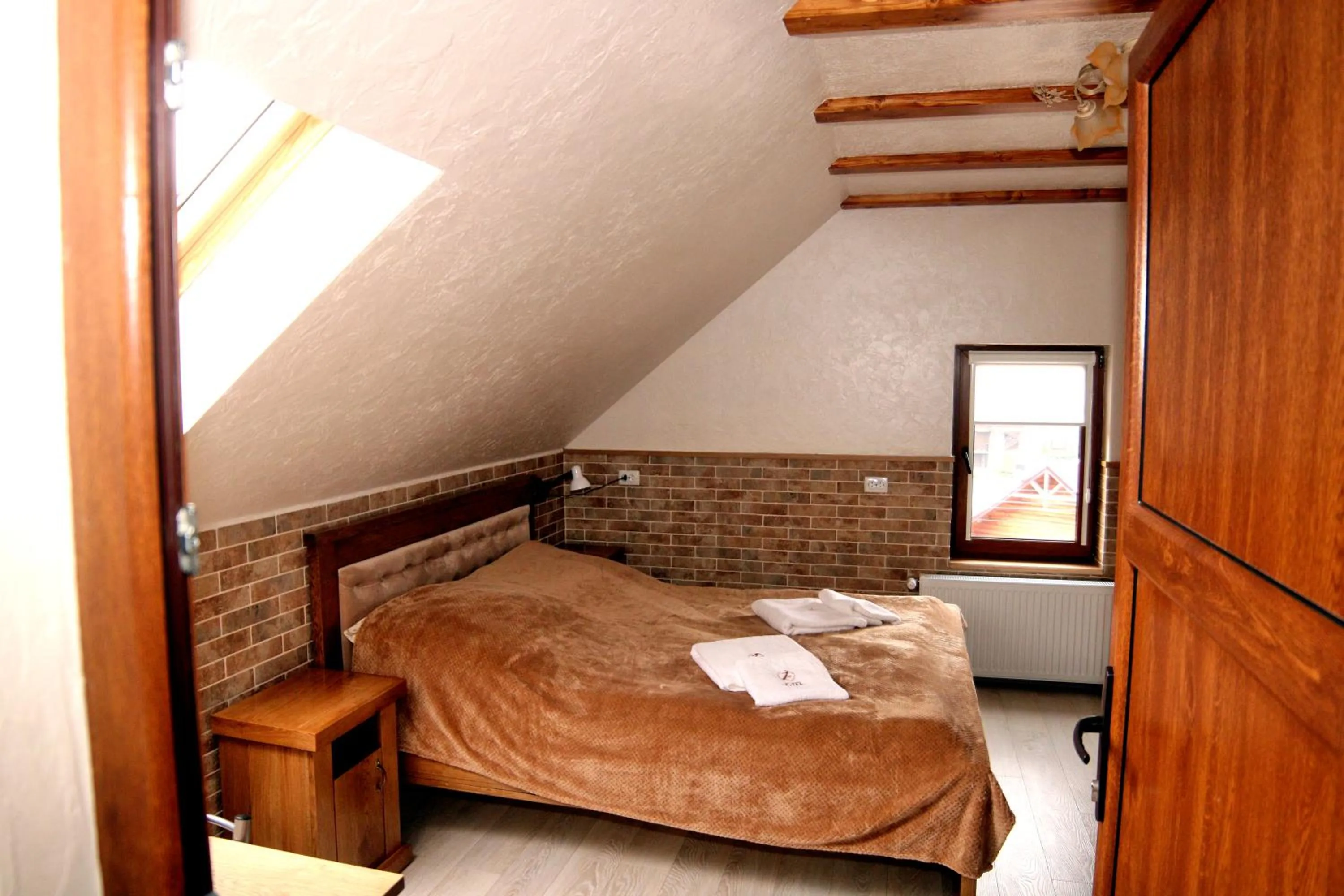 Bed in Zatyshok nad Prutom