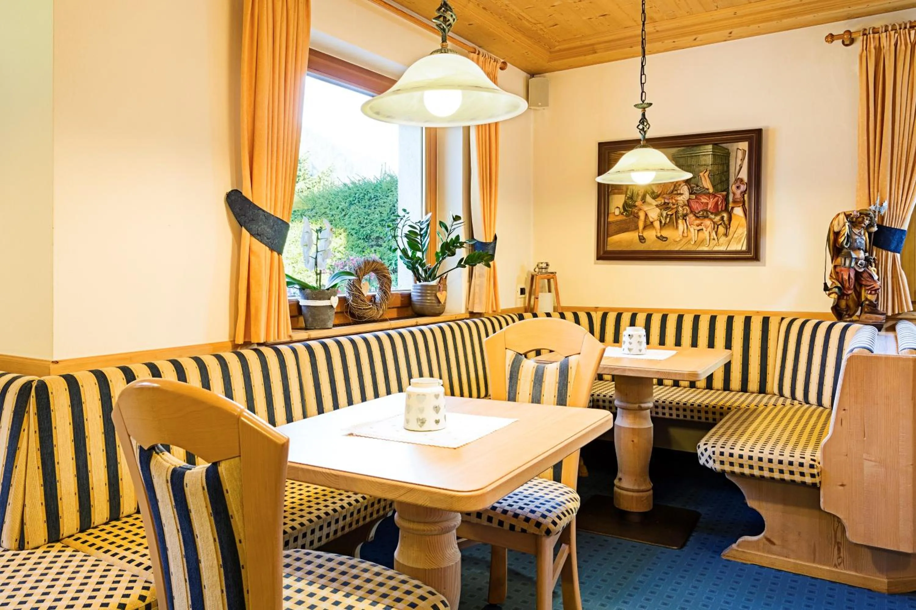 Restaurant/places to eat in Residence Telemark