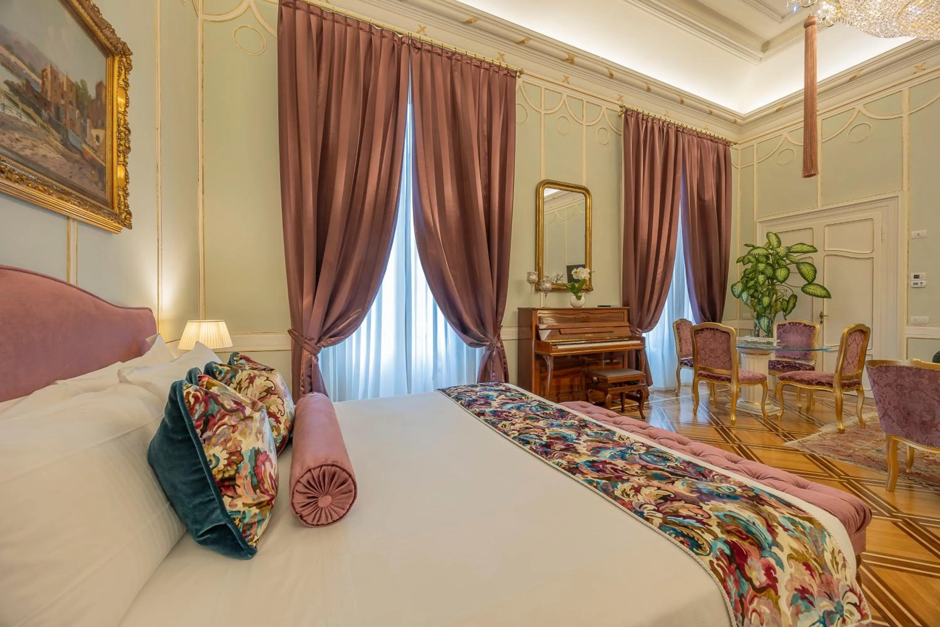 Bed in Palazzo Monga Boutique Guesthouse