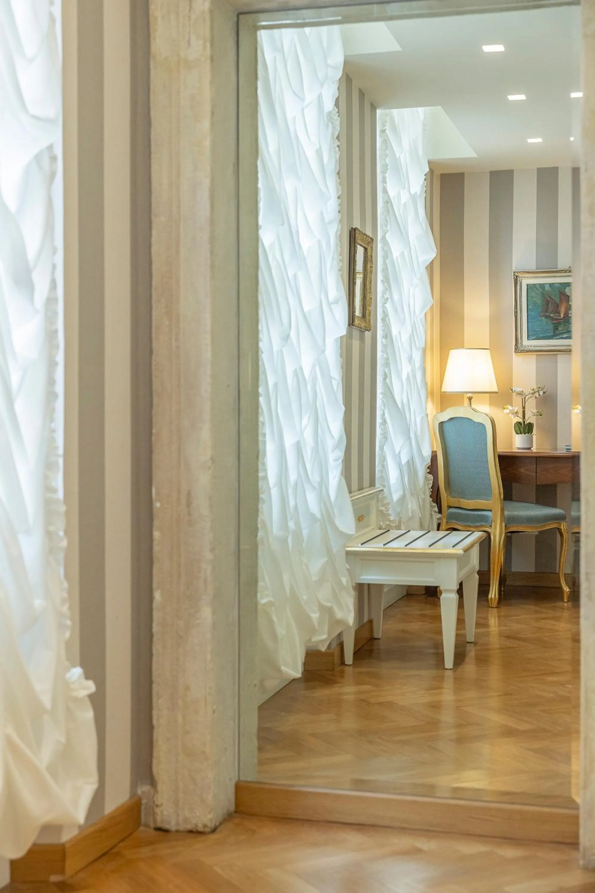 Seating area in Palazzo Monga Boutique Guesthouse