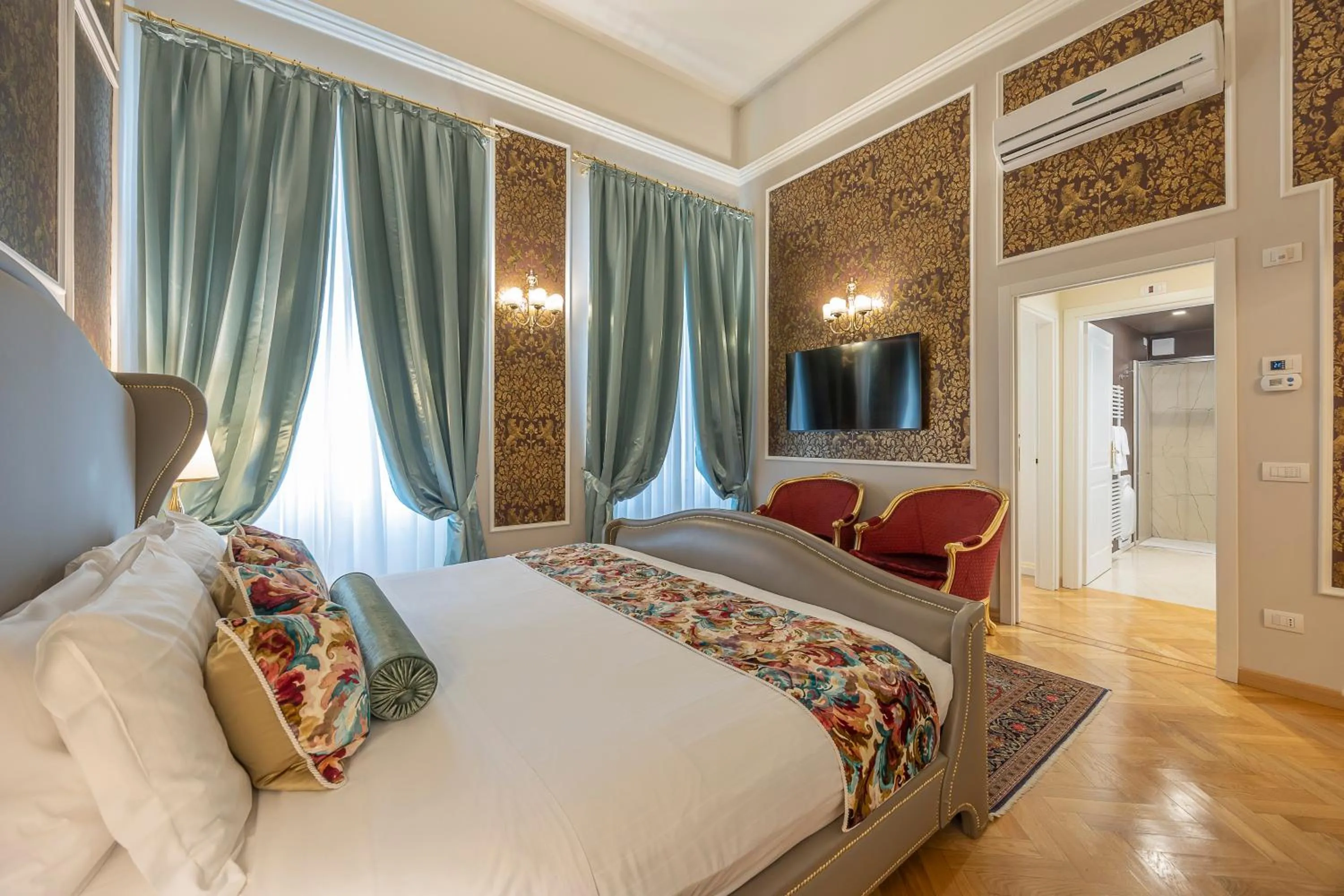 Bed in Palazzo Monga Boutique Guesthouse
