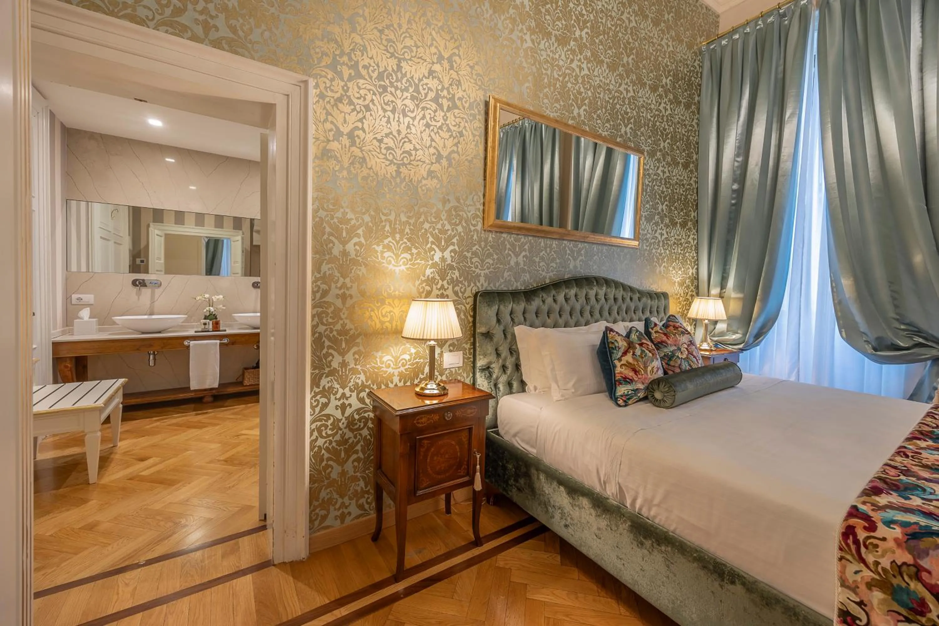 Bed in Palazzo Monga Boutique Guesthouse