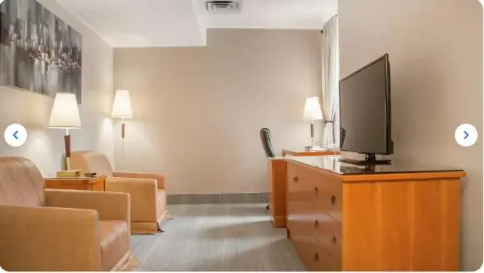 Queen Suite in Empire Suites Queen Suite in Empire Suites