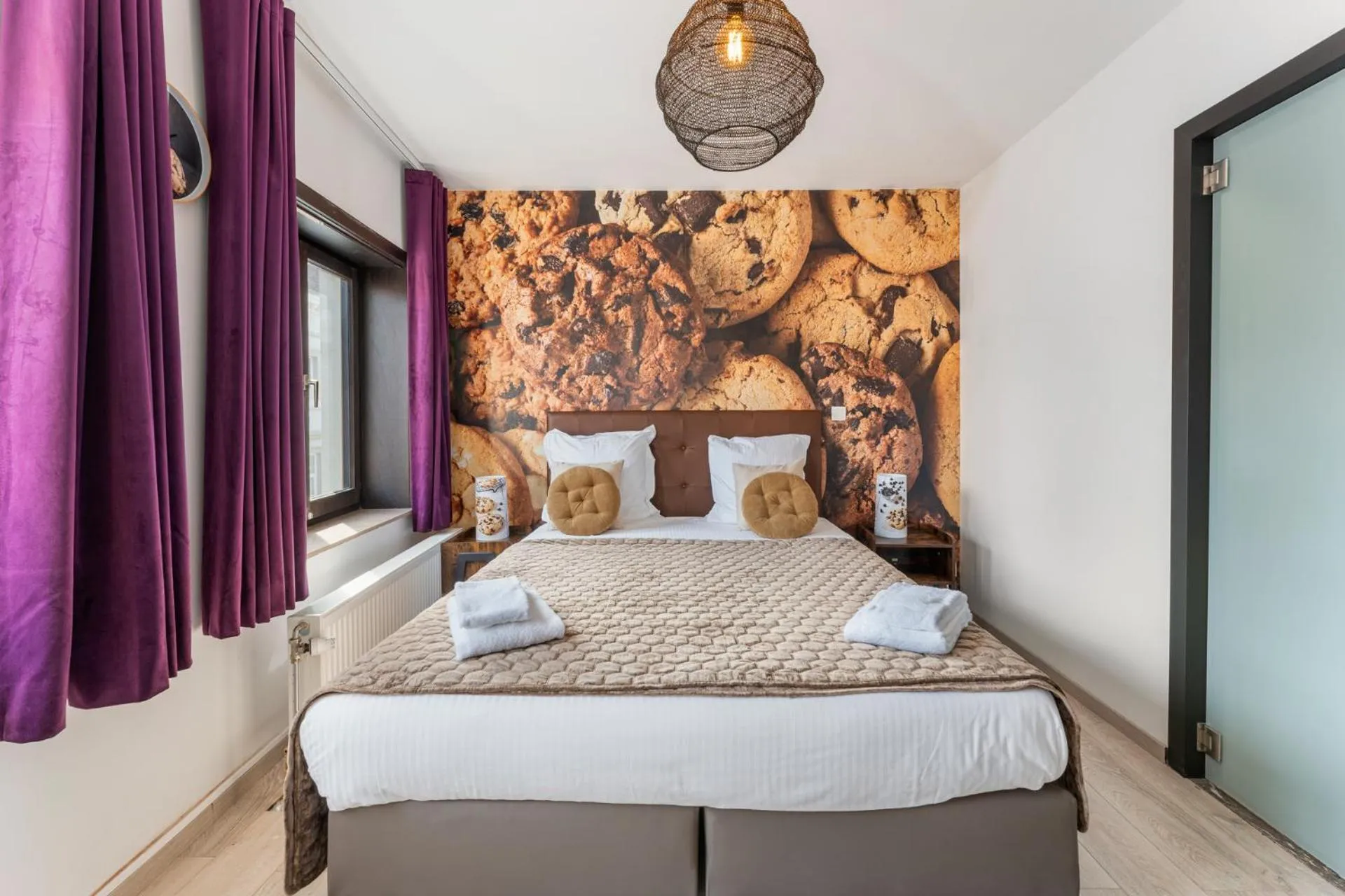 Photo of the whole room, Bed in The Chocolate Suites