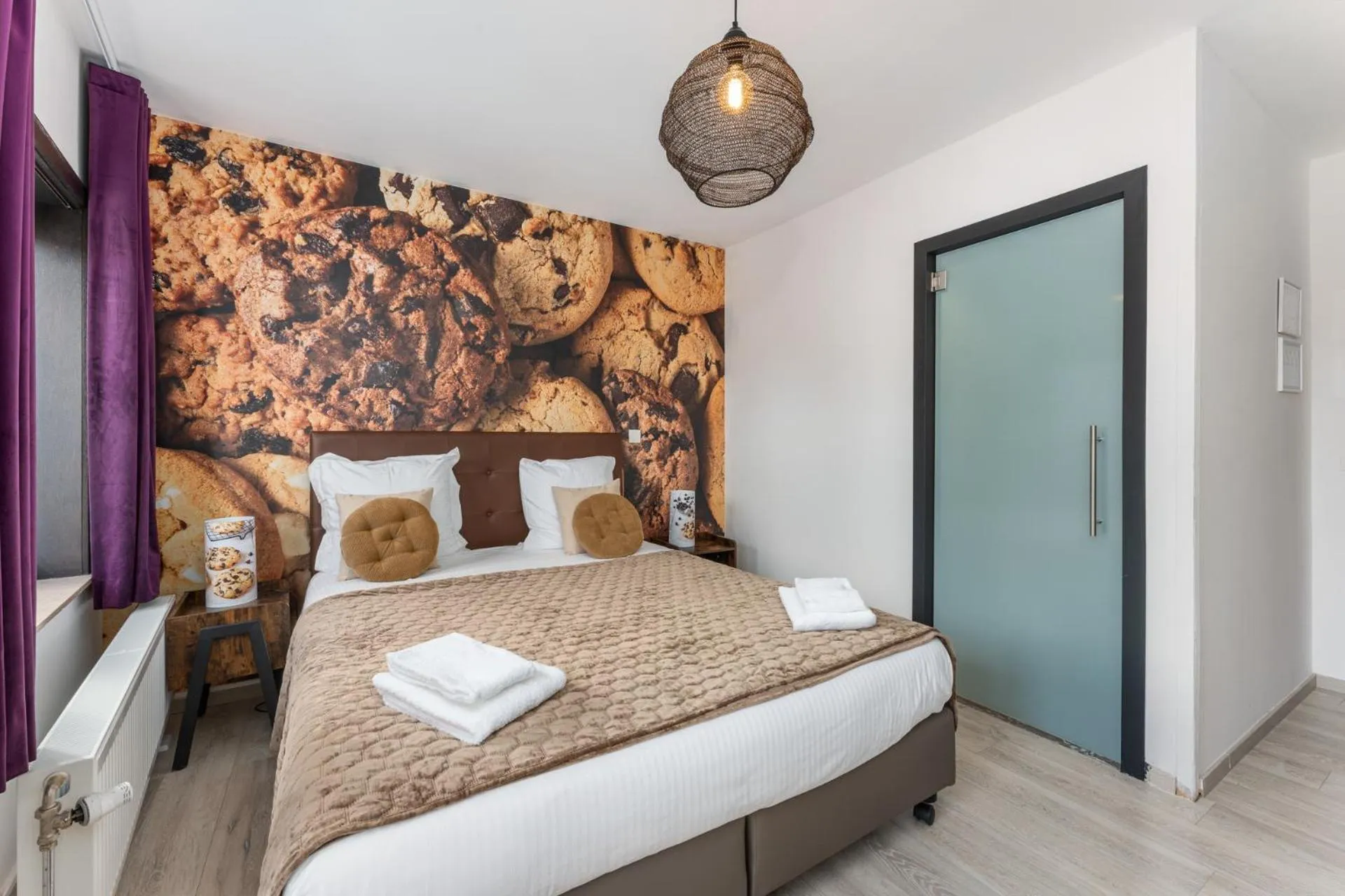 Photo of the whole room, Bed in The Chocolate Suites