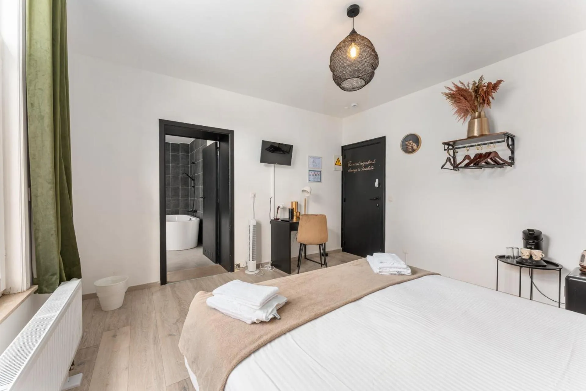 Photo of the whole room, Bed in The Chocolate Suites