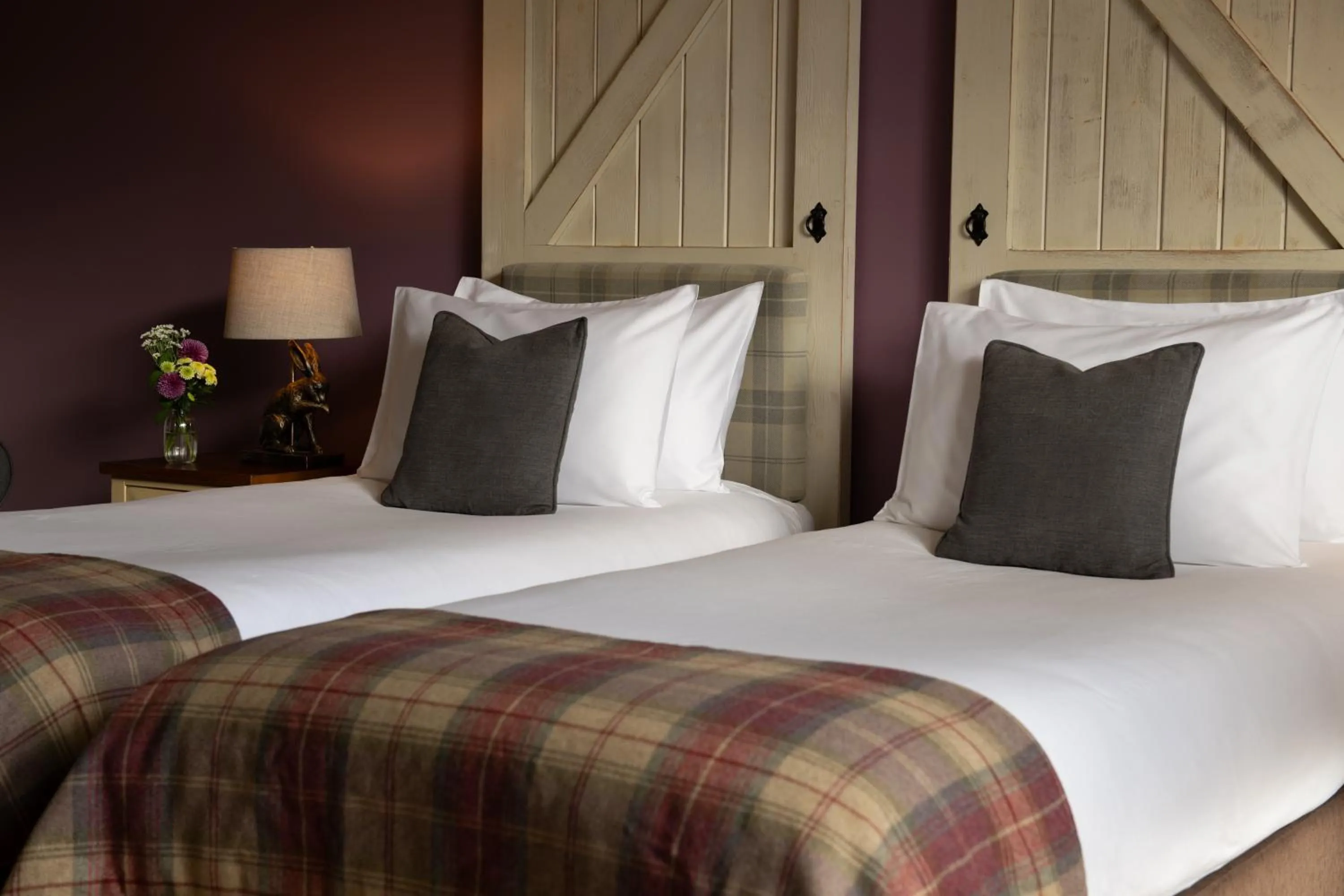 Bedroom, Bed in The Crown Inn Pooley Bridge