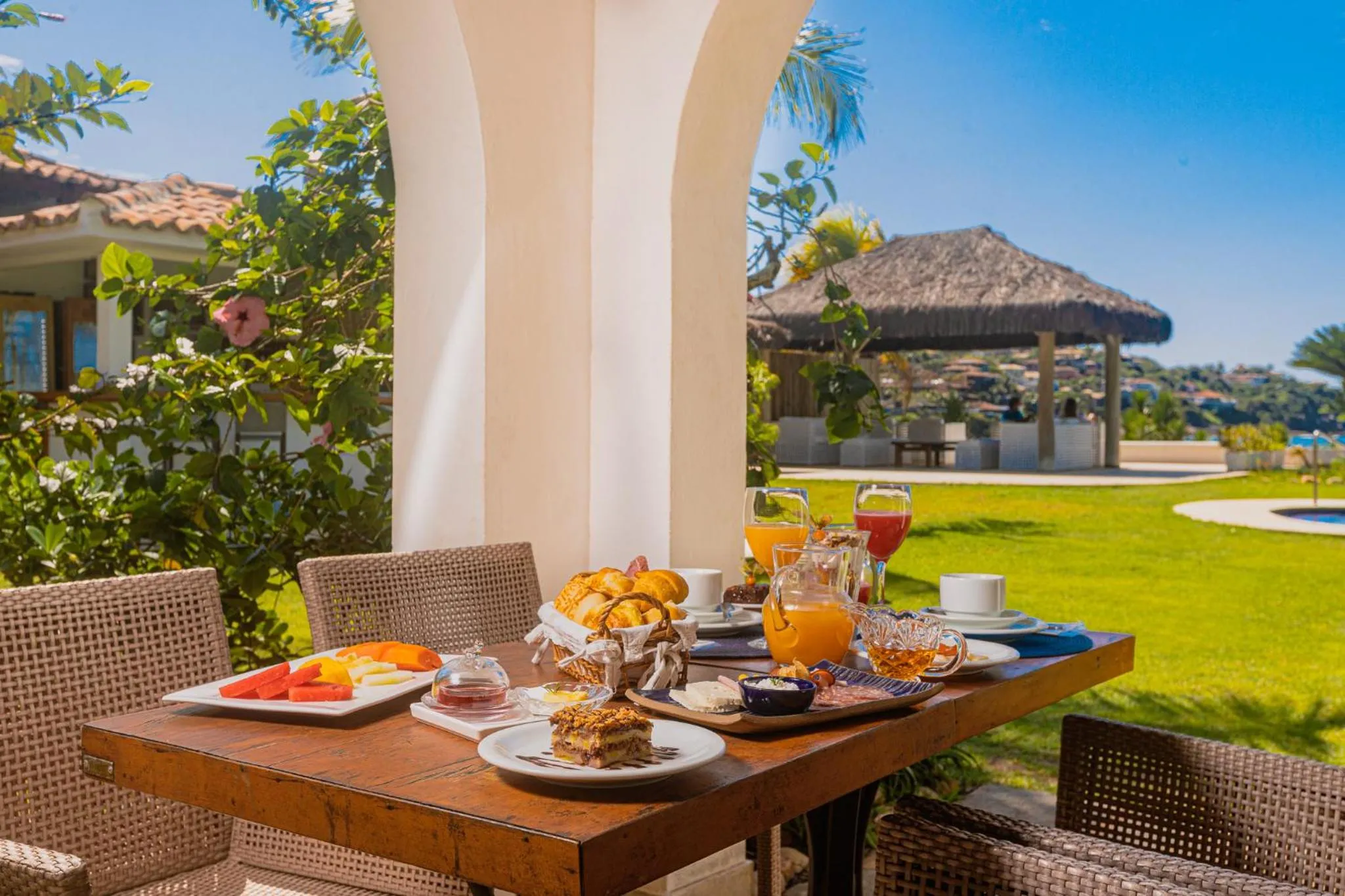 Breakfast in Villa Raphael