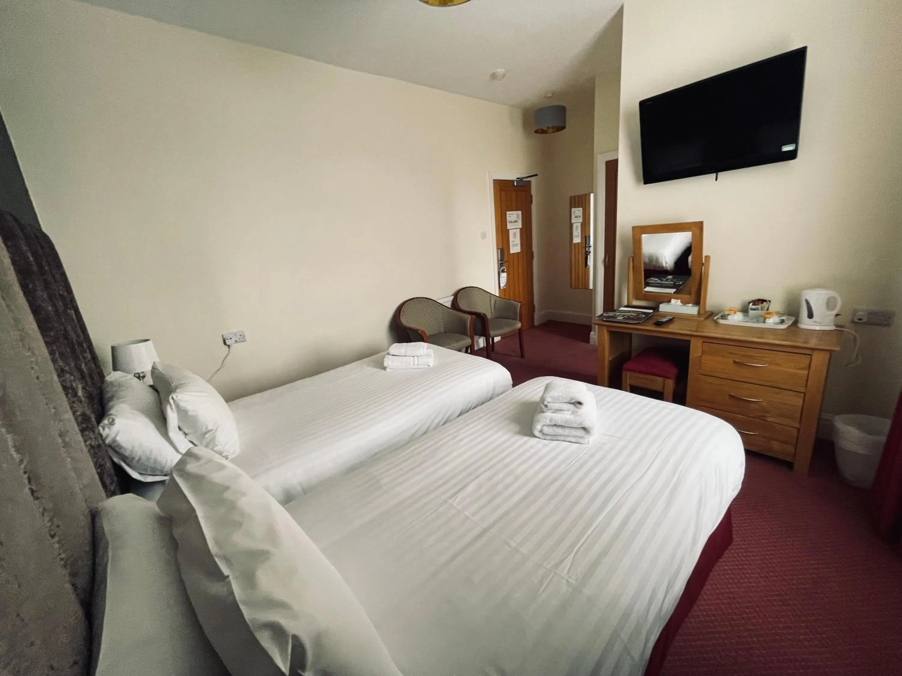 TV and multimedia, Bed in Merrion Hotel