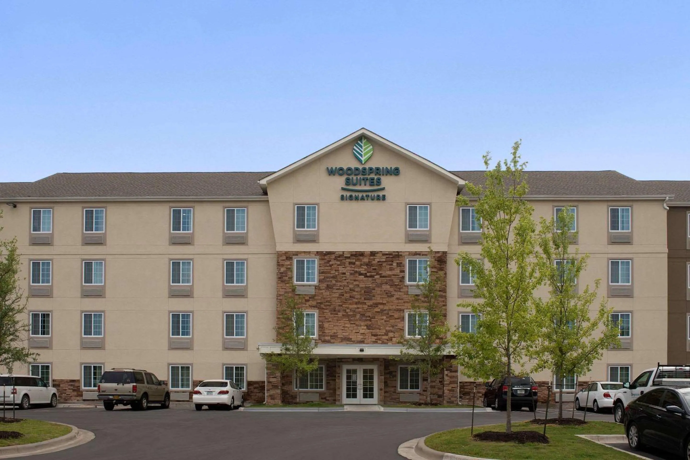 Property building in WoodSpring Suites Austin South Central I-35