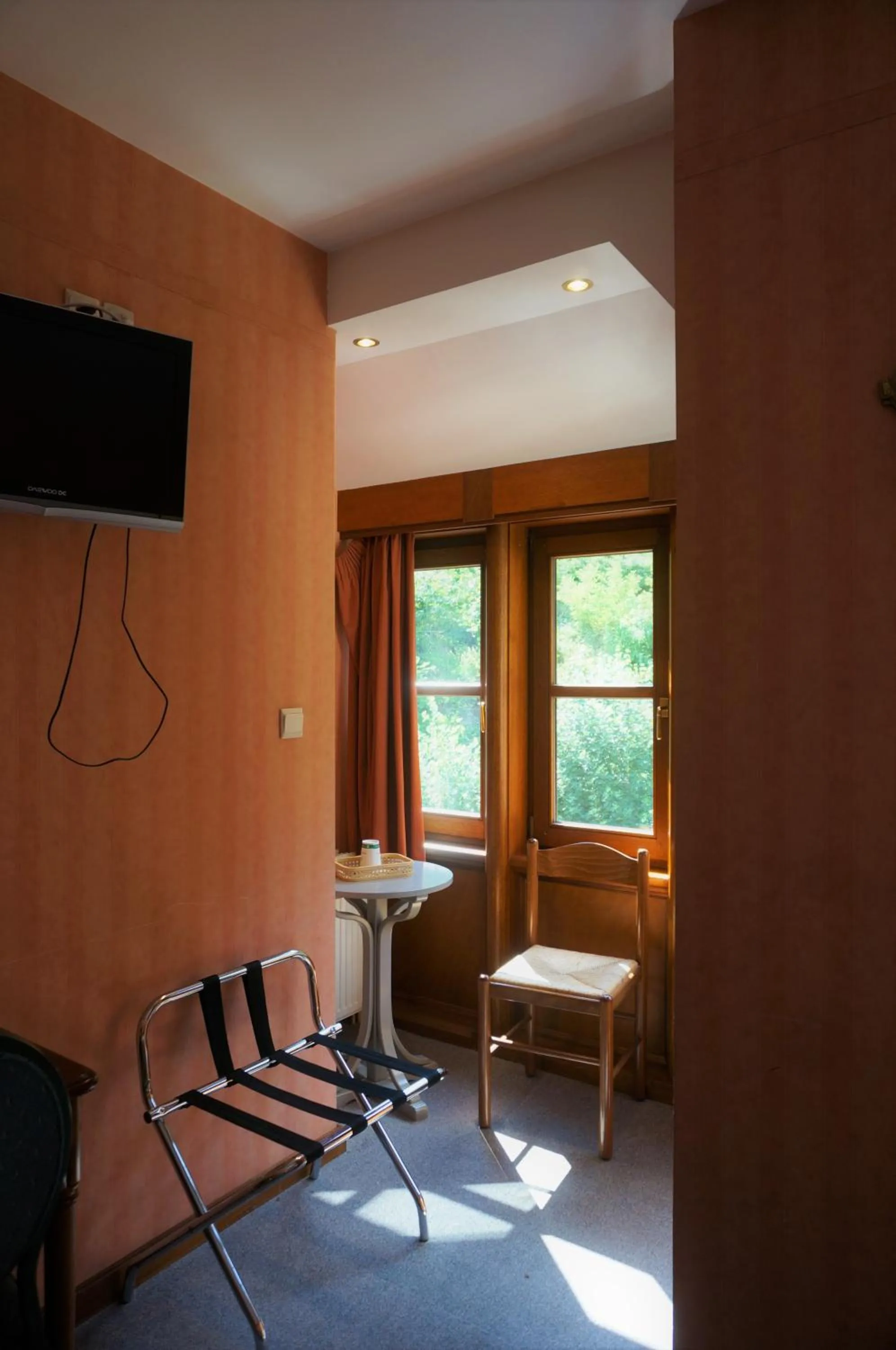 Restaurant/places to eat in Hotel du Roy