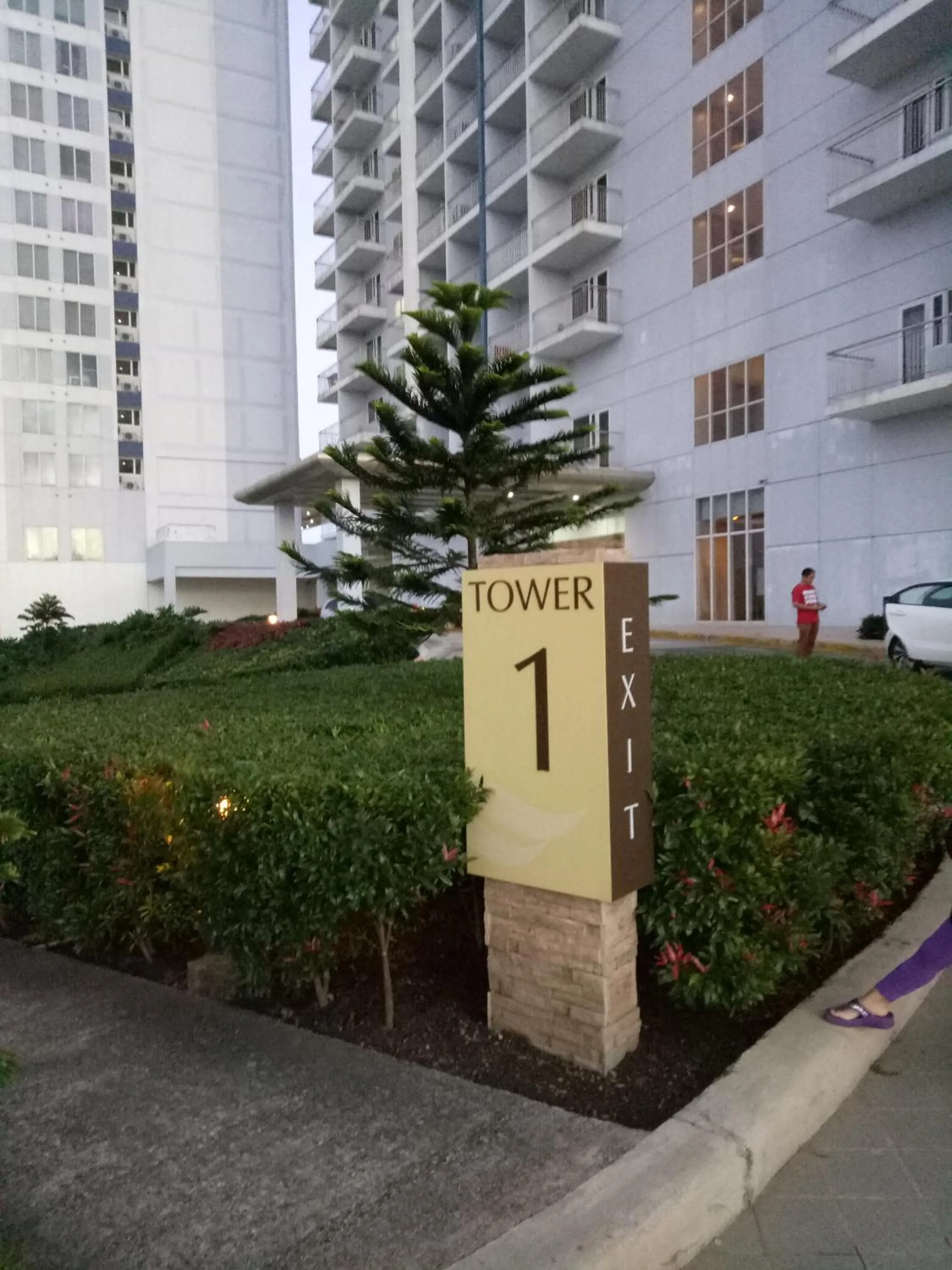 Property building in Tagaytay Wind Residences