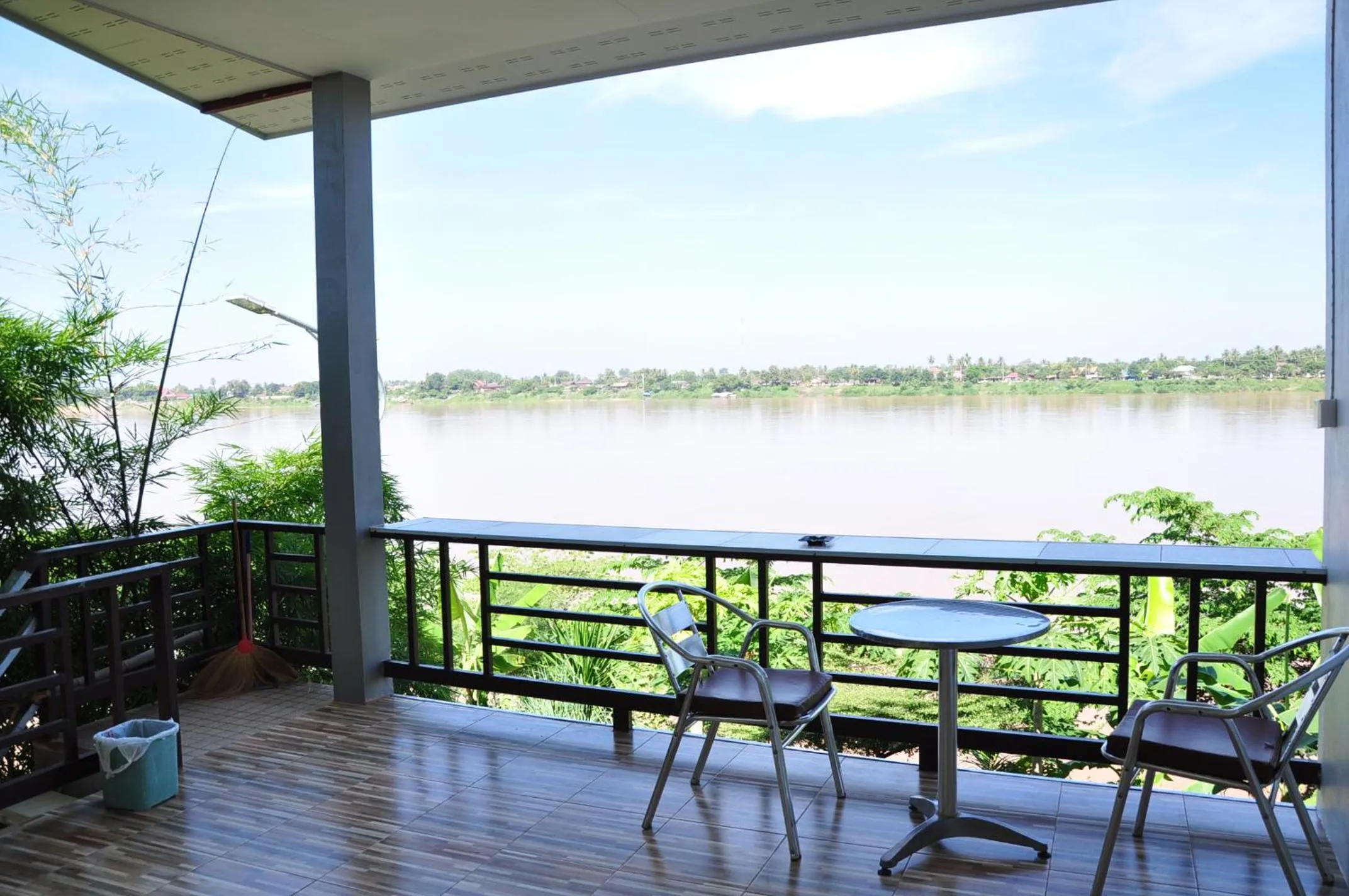 Day in The Rim Riverside Guest House