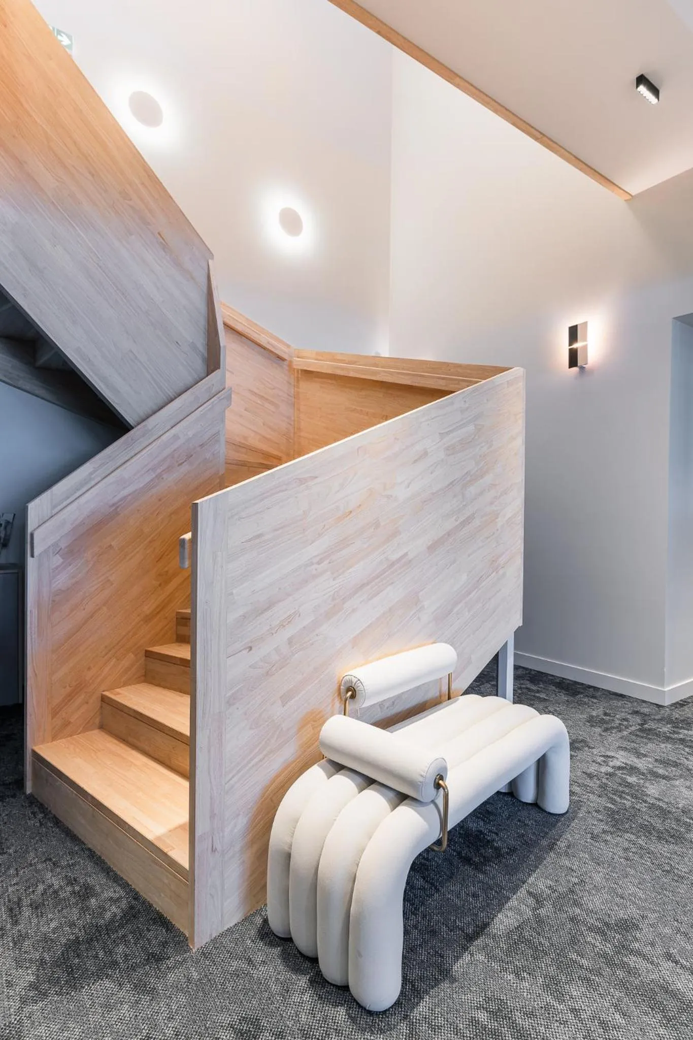 Lobby or reception in Le Goyen