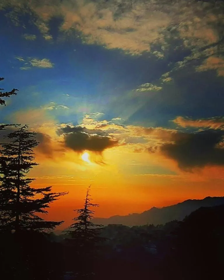 Sunrise in Prince Hotel Mallroad