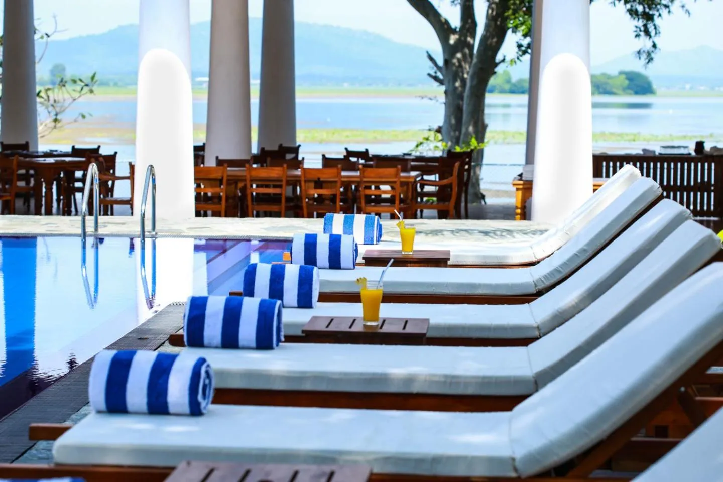 Lake view in Yala Oga Reach Hotel