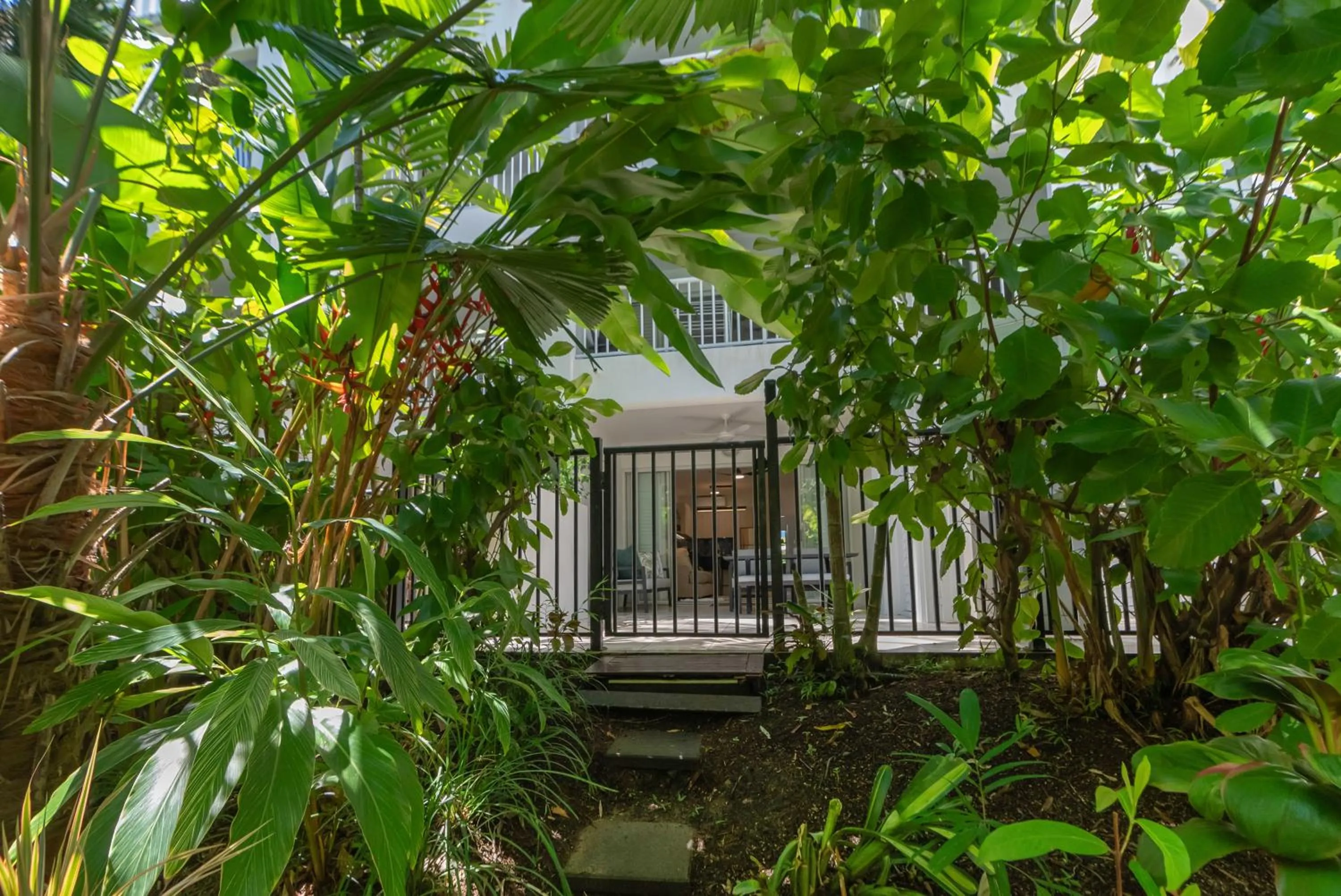 Garden in Elysium Private Apartments at Beach Club & Spa