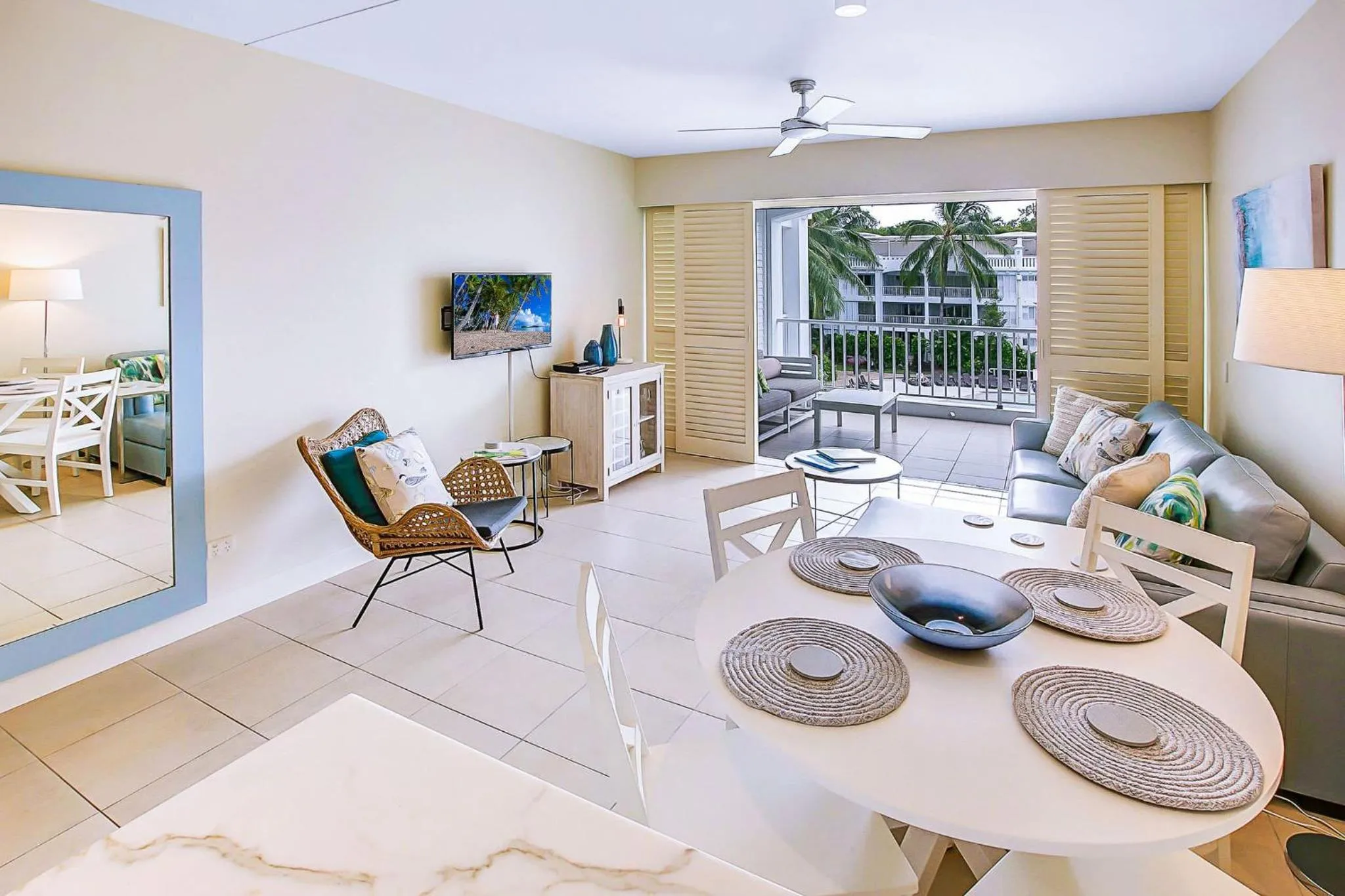 Living room in Elysium Private Apartments at Beach Club & Spa