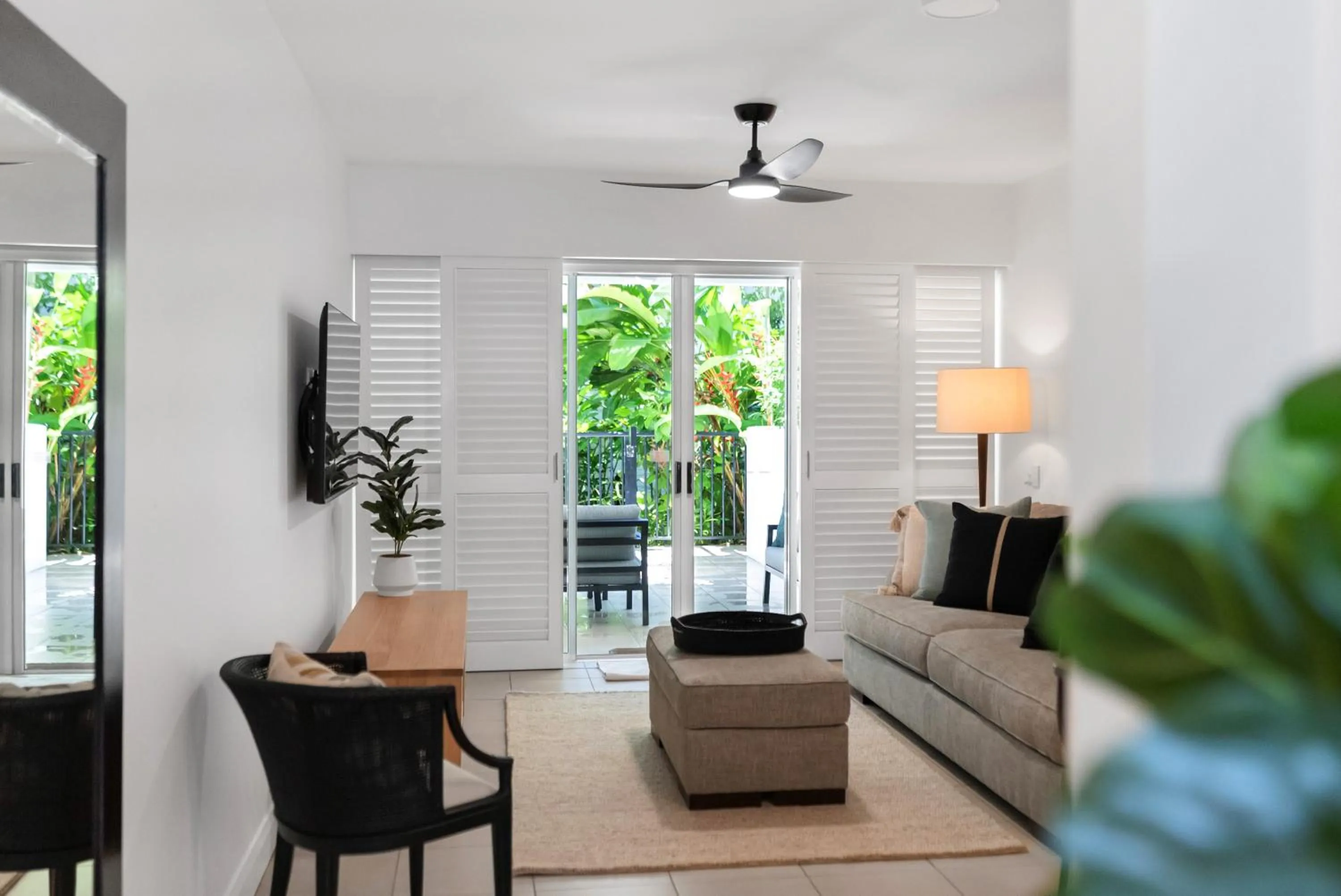 Living room in Elysium Private Apartments at Beach Club & Spa