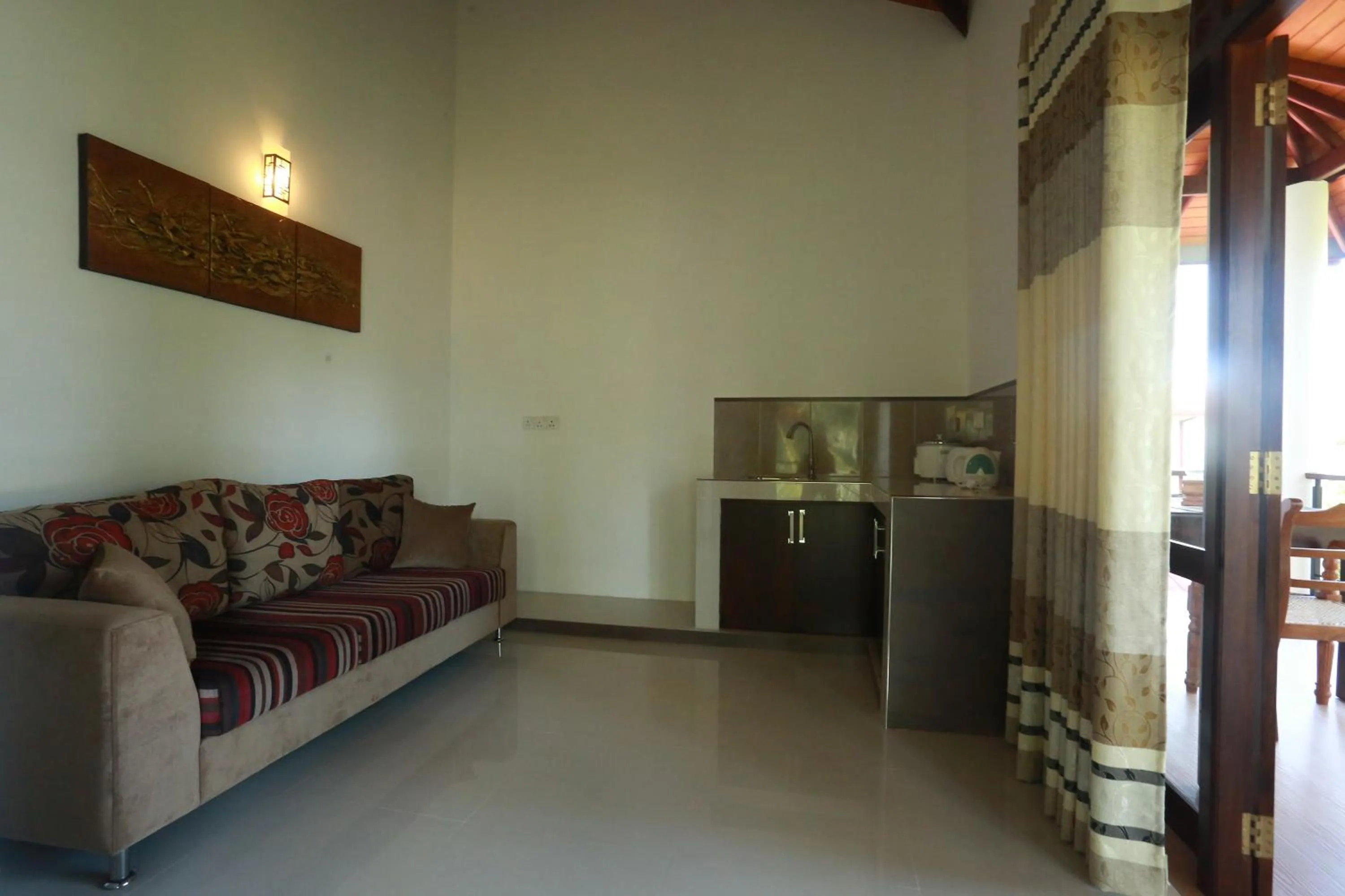 Coffee/tea facilities, Seating Area in River Breeze Villa Bentota