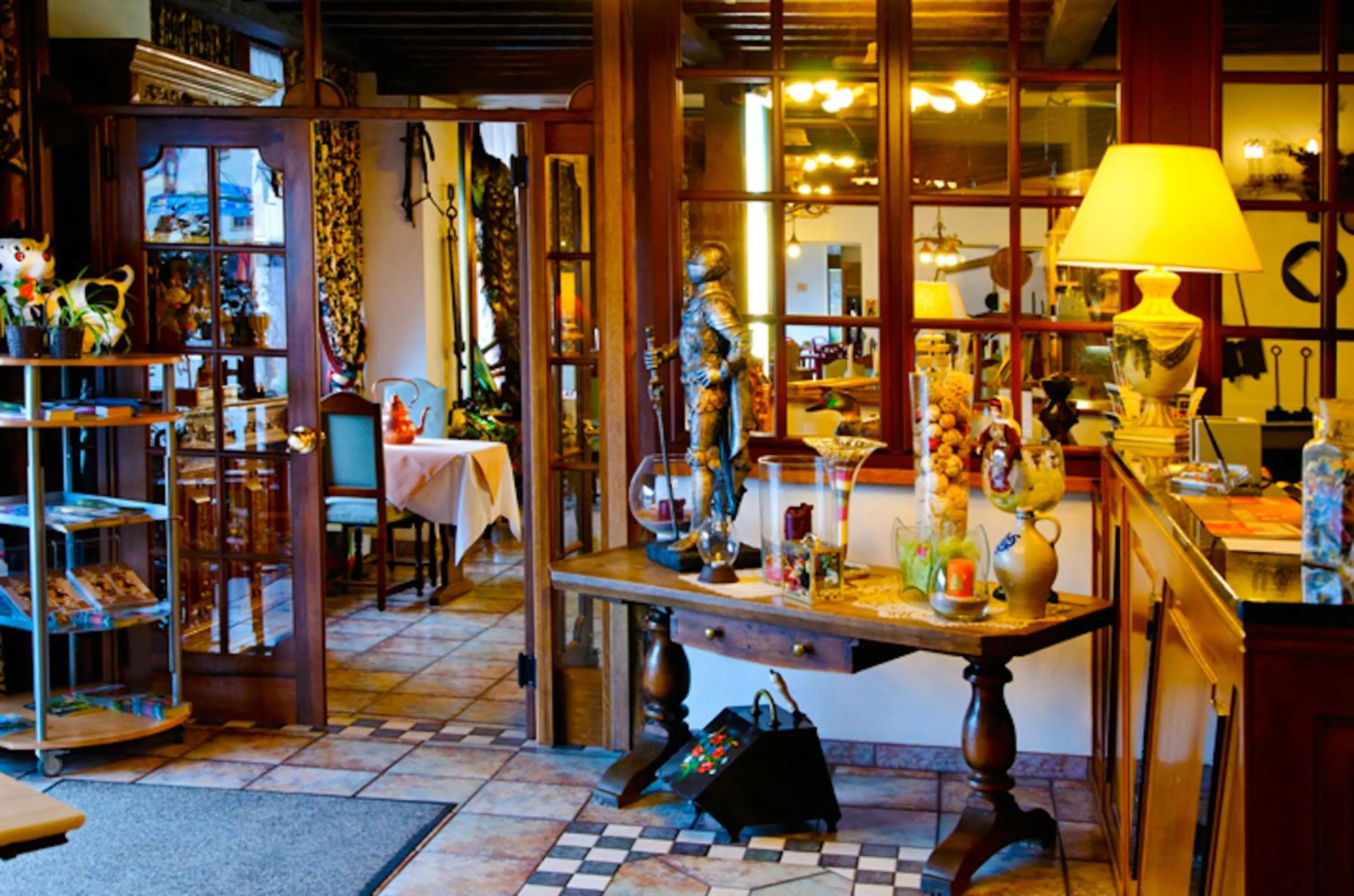 Lobby or reception in Auberge d'Alsace Hotel de France