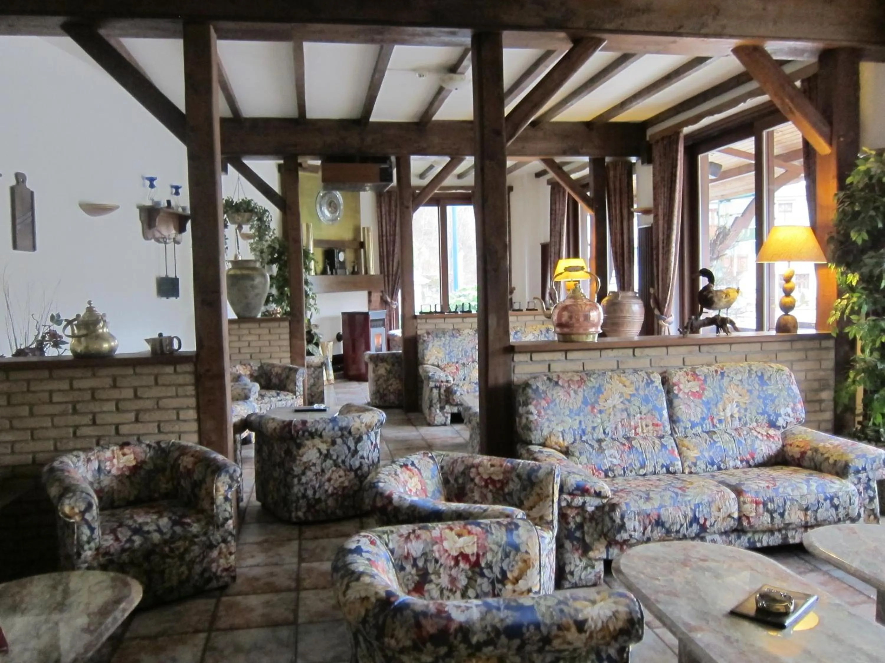 Lounge or bar in Auberge d'Alsace Hotel de France