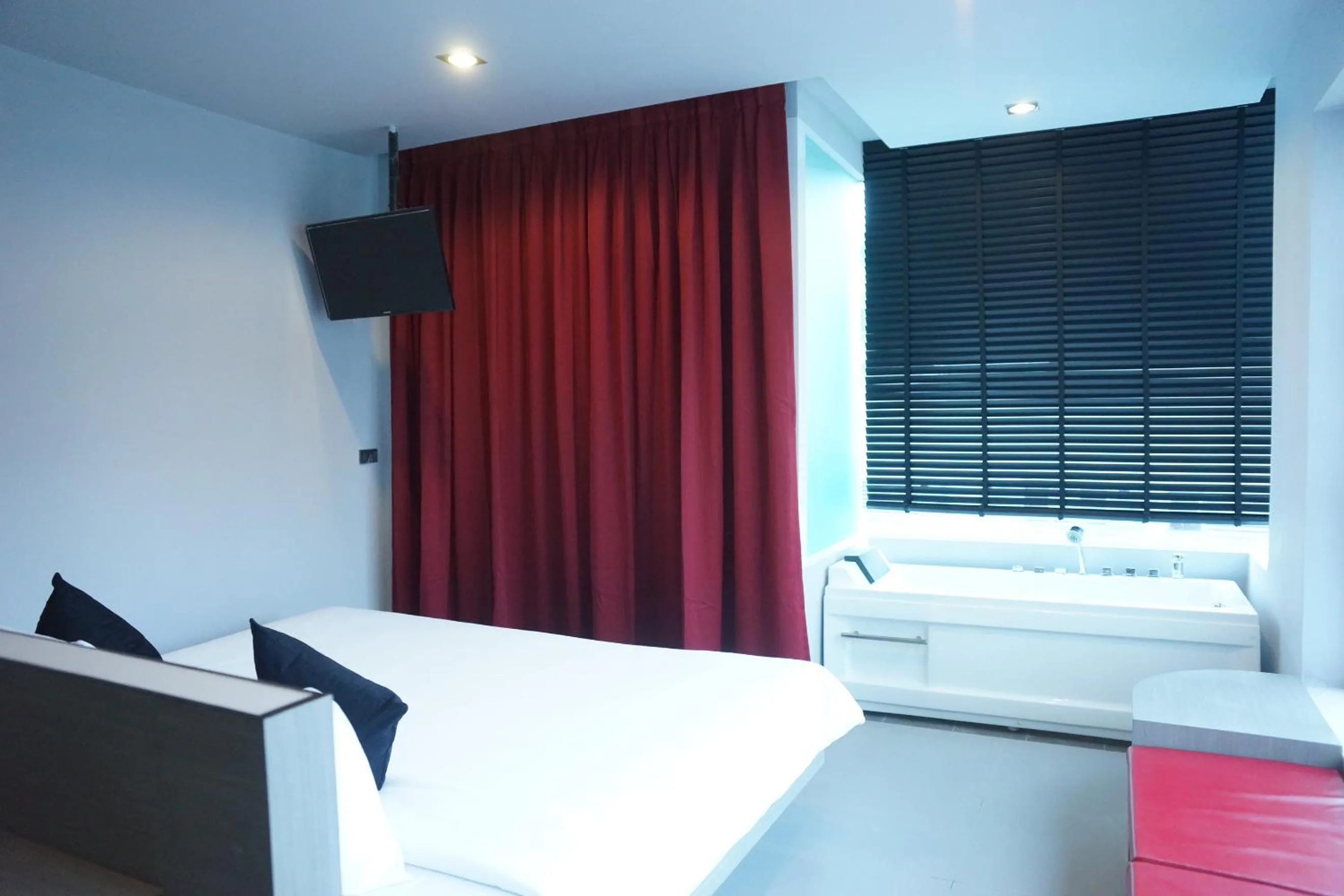 Bedroom, Bed in At Patong Hotel - SHA Certified