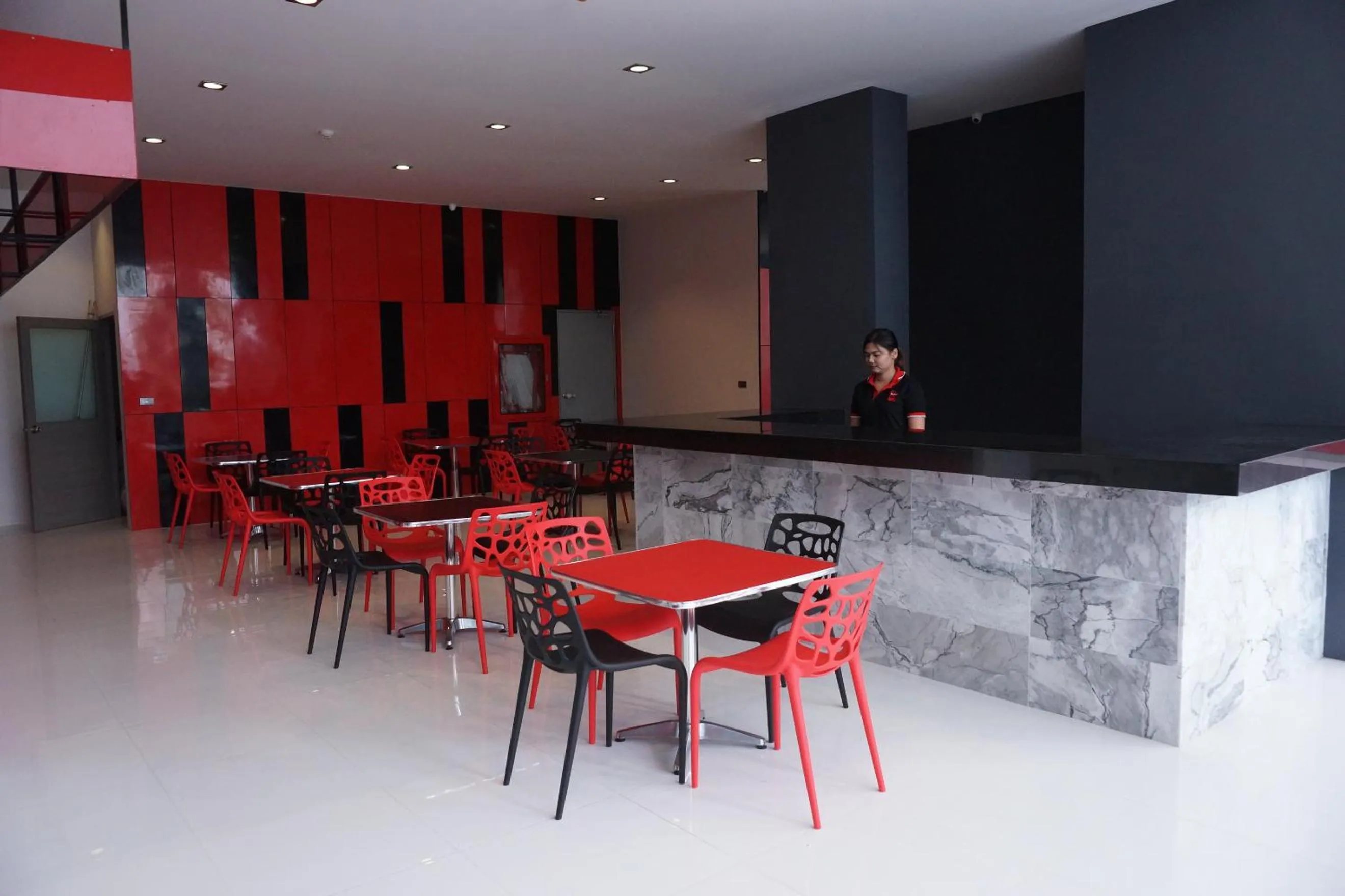 Restaurant/Places to Eat in At Patong Hotel - SHA Certified