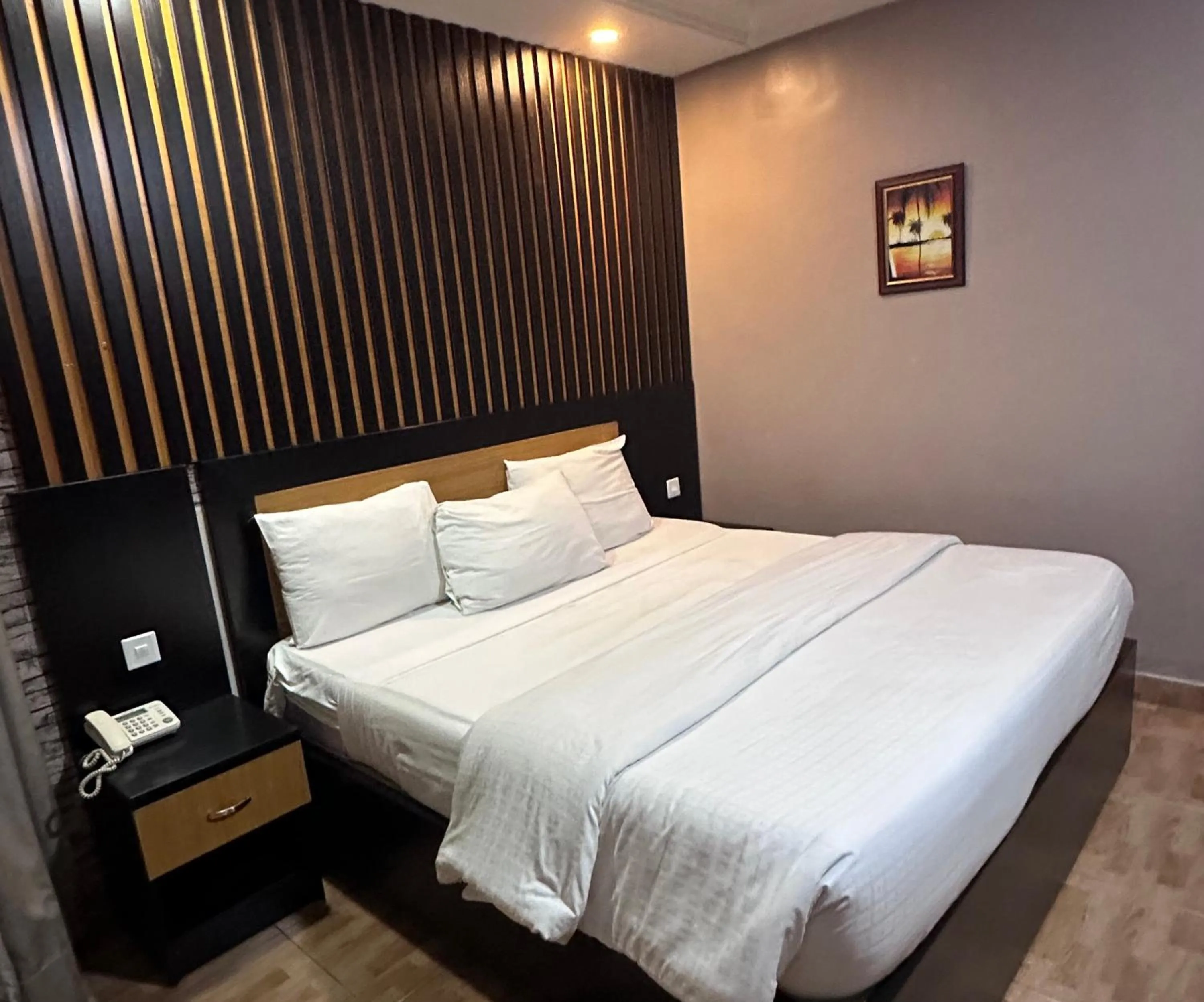 Msquare Hotel GRA