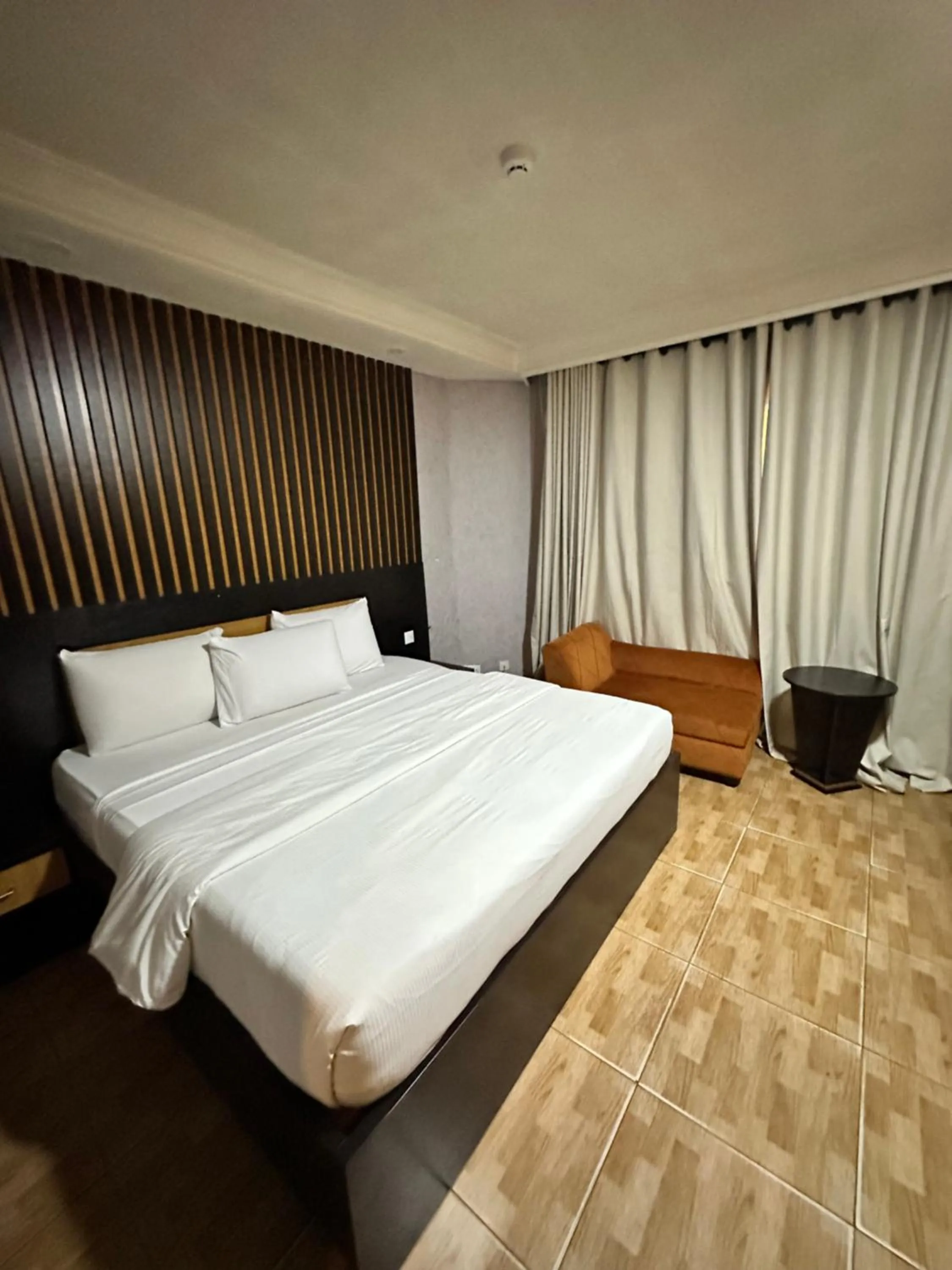 Msquare Hotel GRA