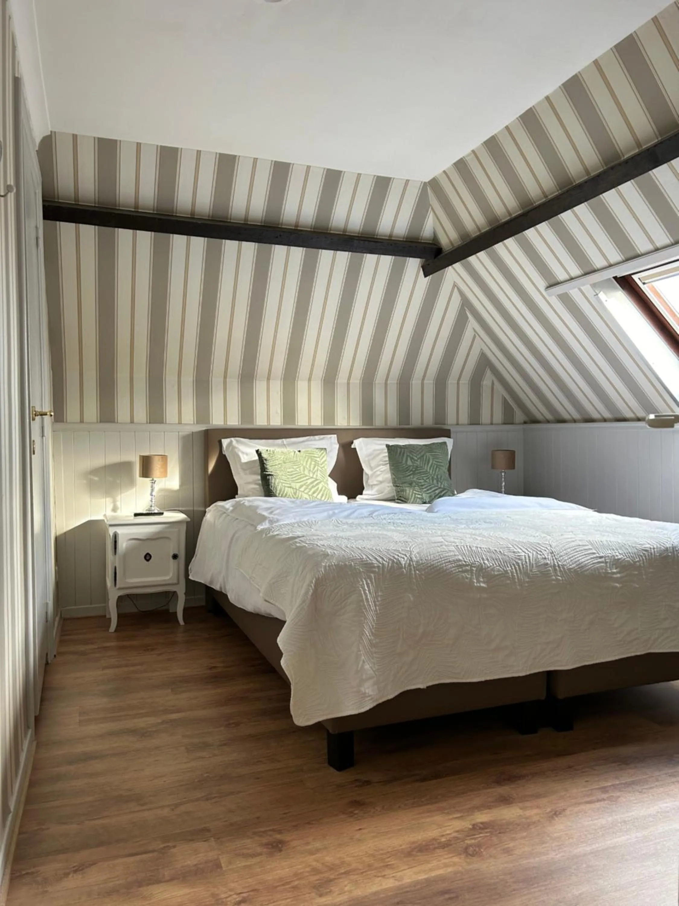 Bed in Hotel Vredehof