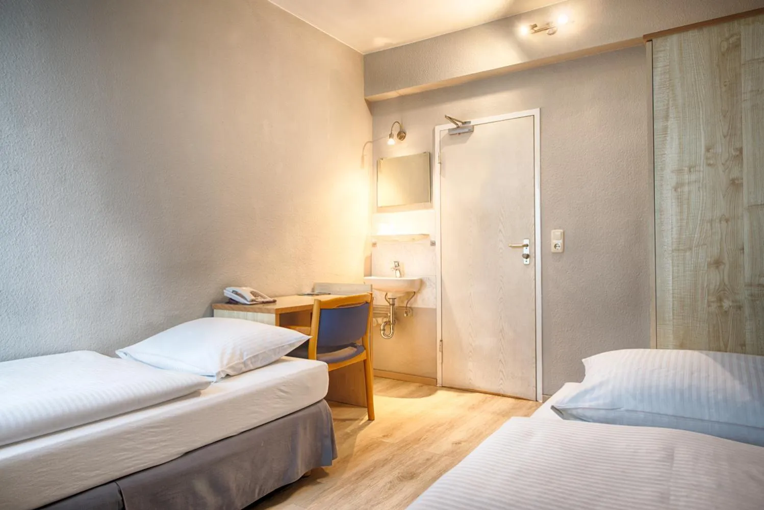 Photo of the whole room, Bed in enjoy hostel Berlin City West