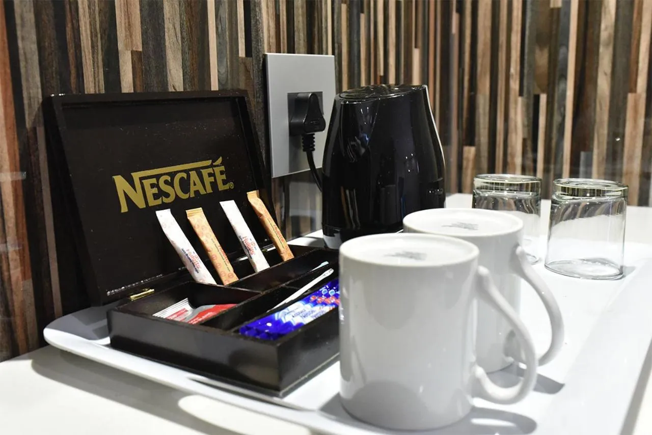 Coffee/tea facilities in Regal Inn Umhlanga Gateway