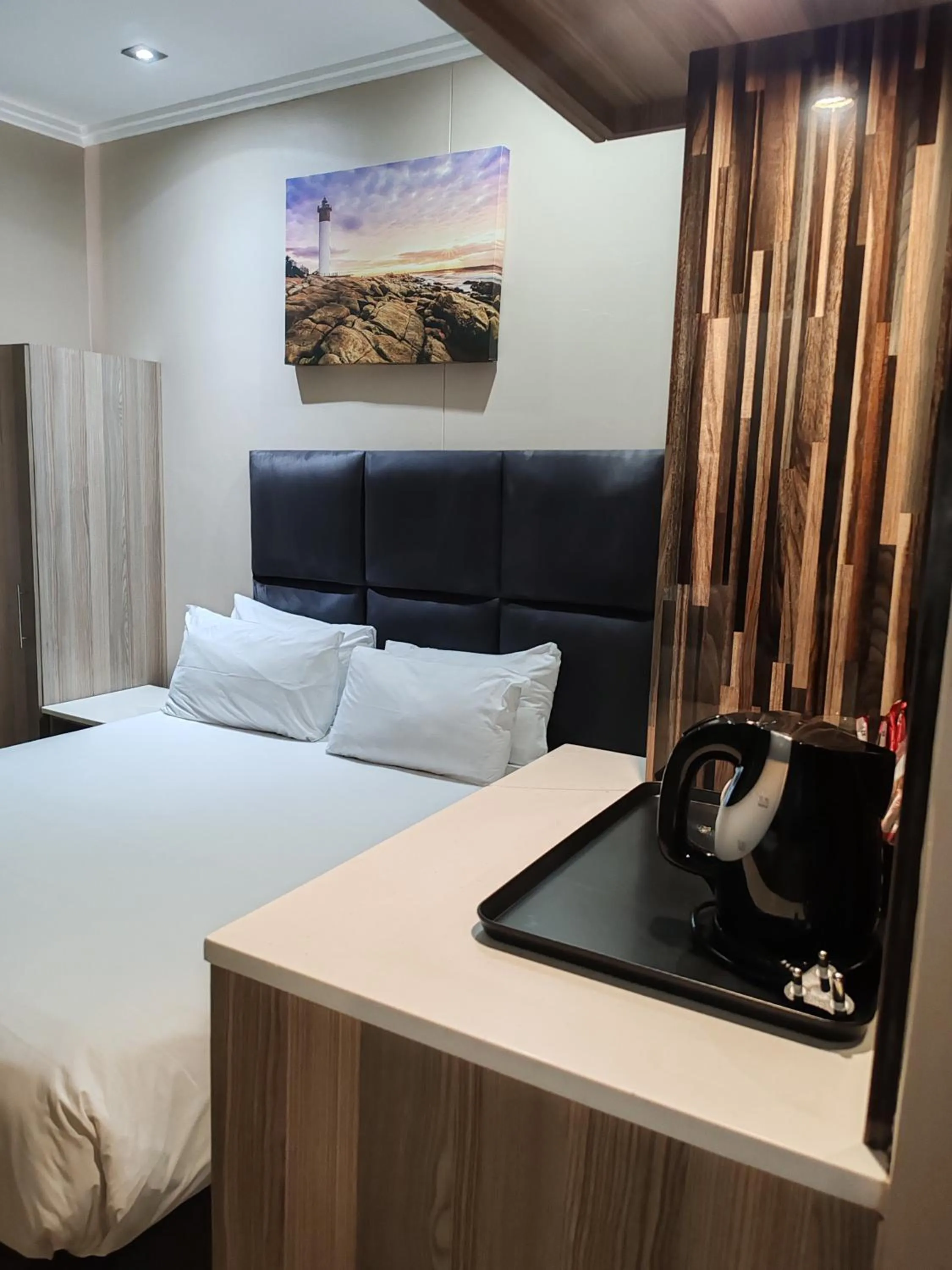 Bed in Regal Inn Umhlanga Gateway