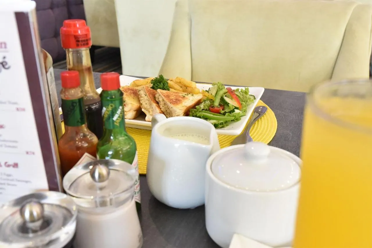 Breakfast in Regal Inn Umhlanga Gateway