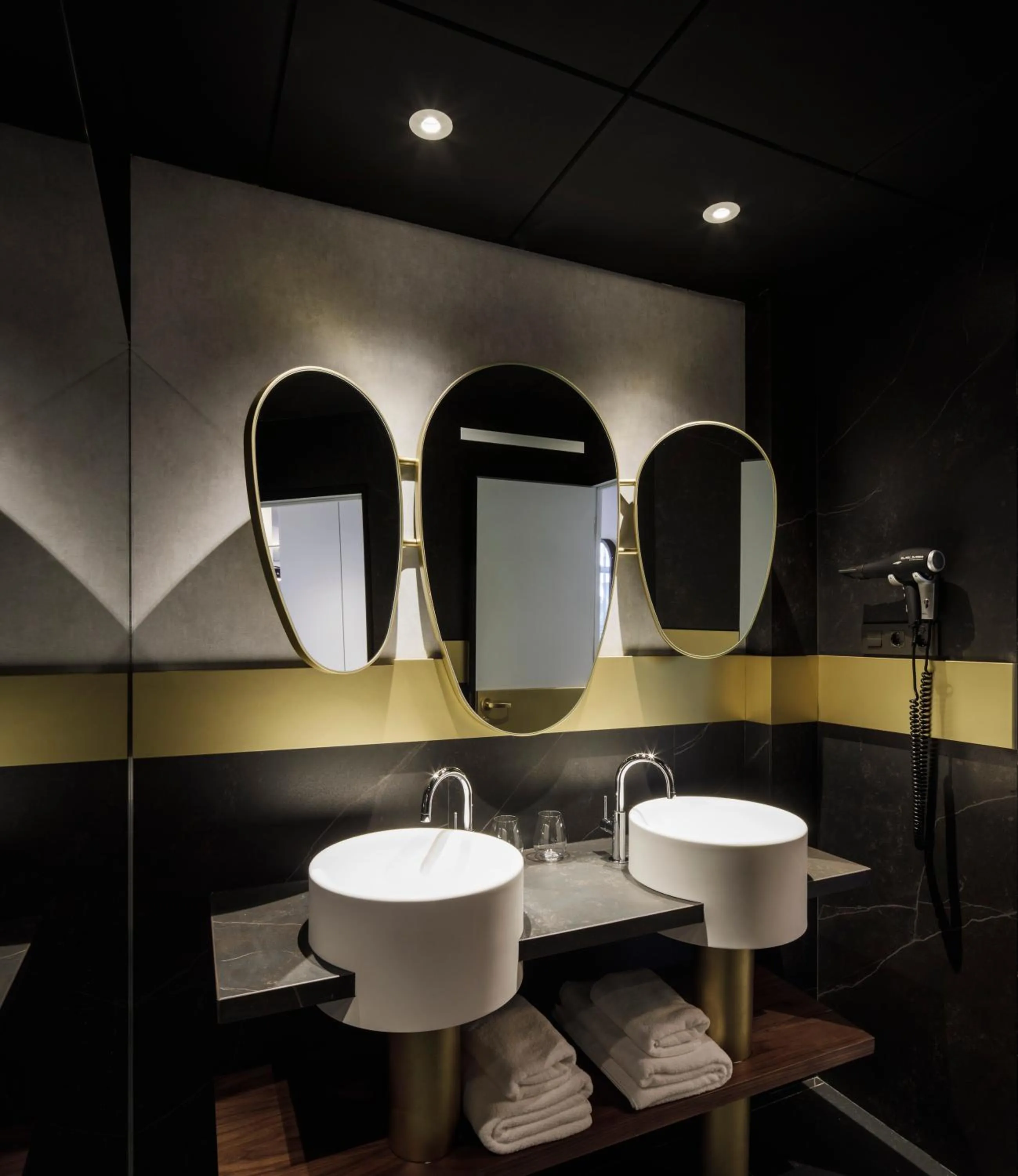 Bathroom in Soho Boutique Granada