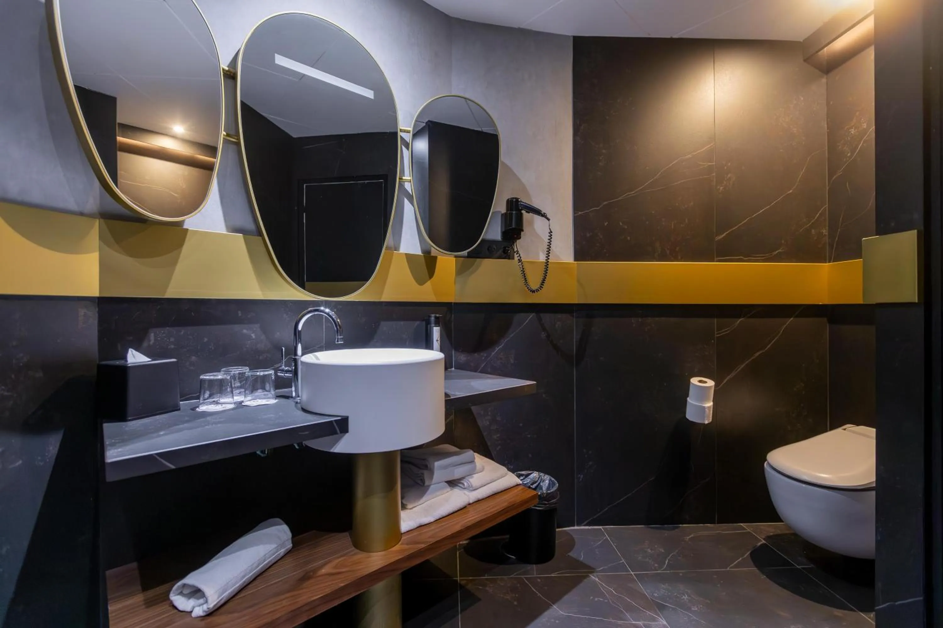 Bathroom in Soho Boutique Granada