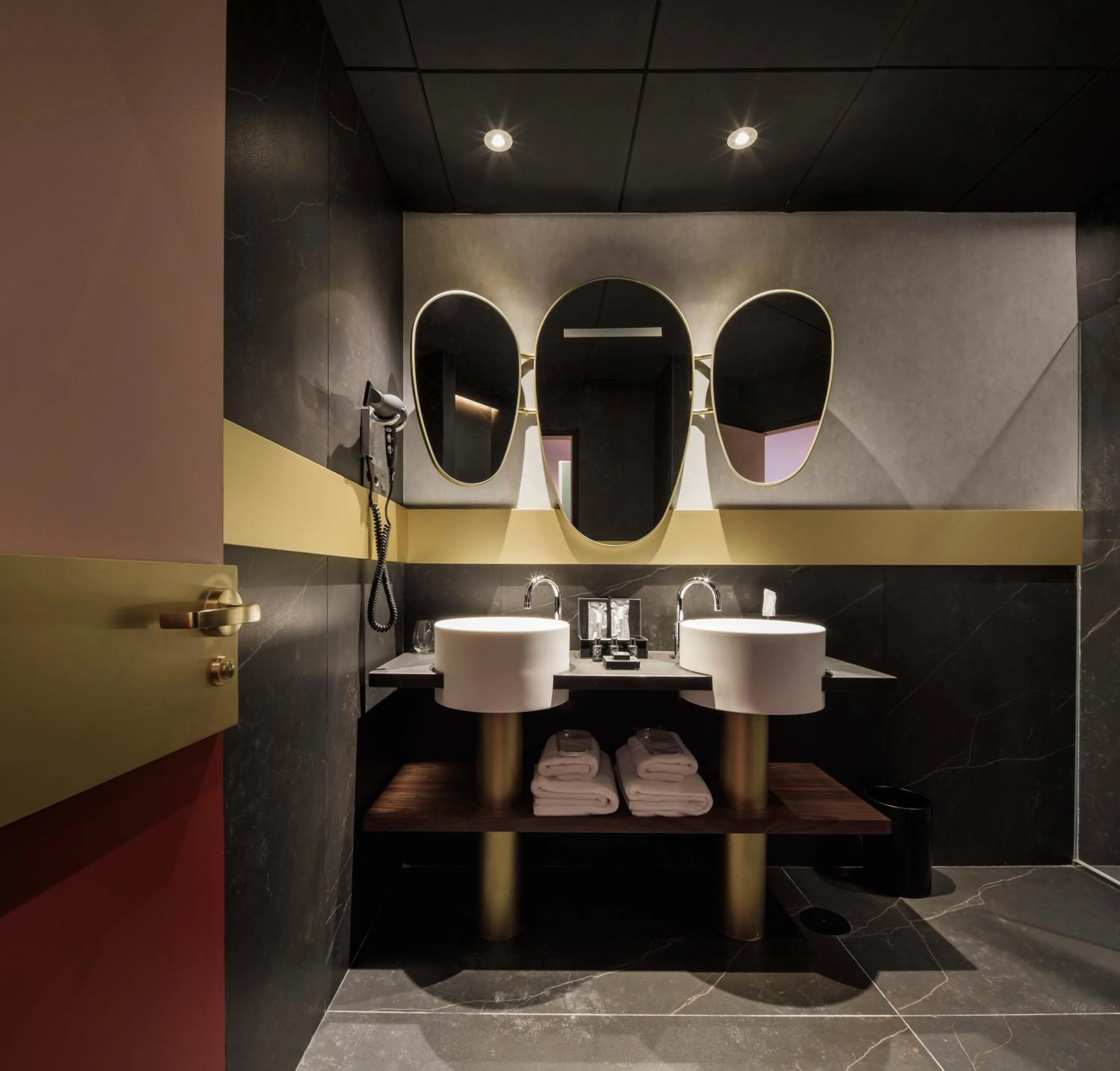 Bathroom in Soho Boutique Granada