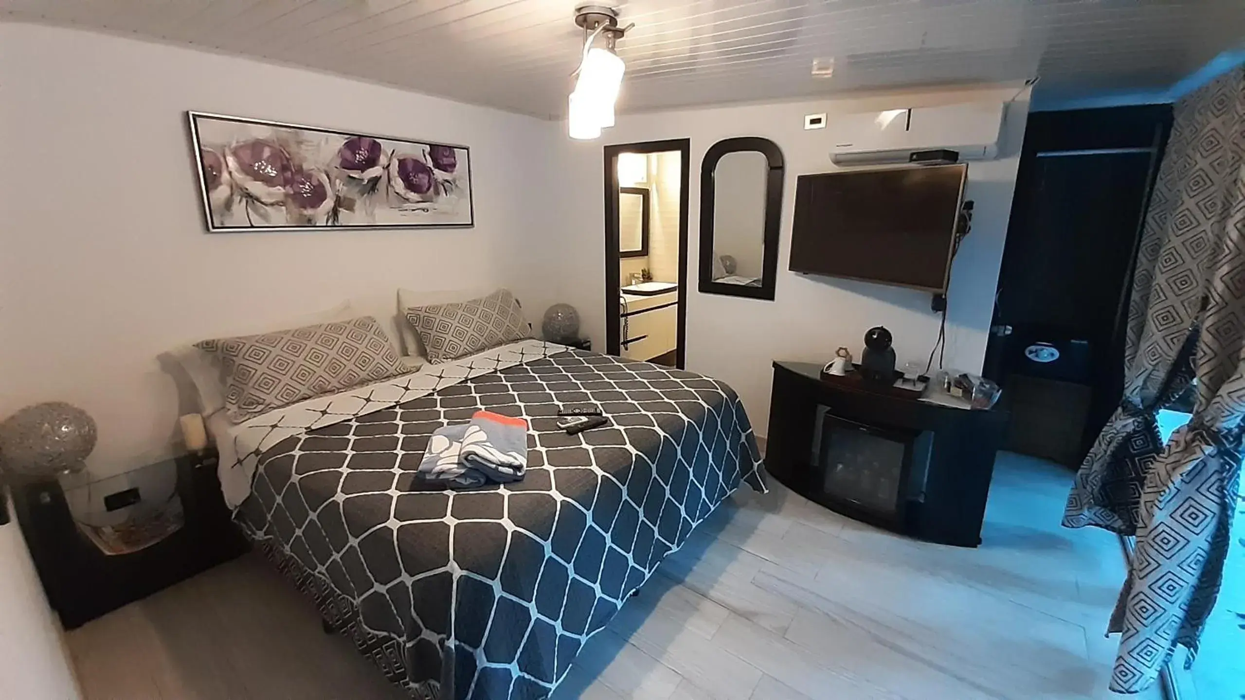 King Room with Balcony in La Romantica King Room with Balcony in La Romantica