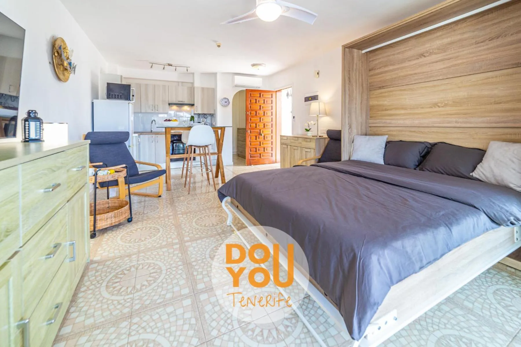 Bed in Apartment Fairways Club