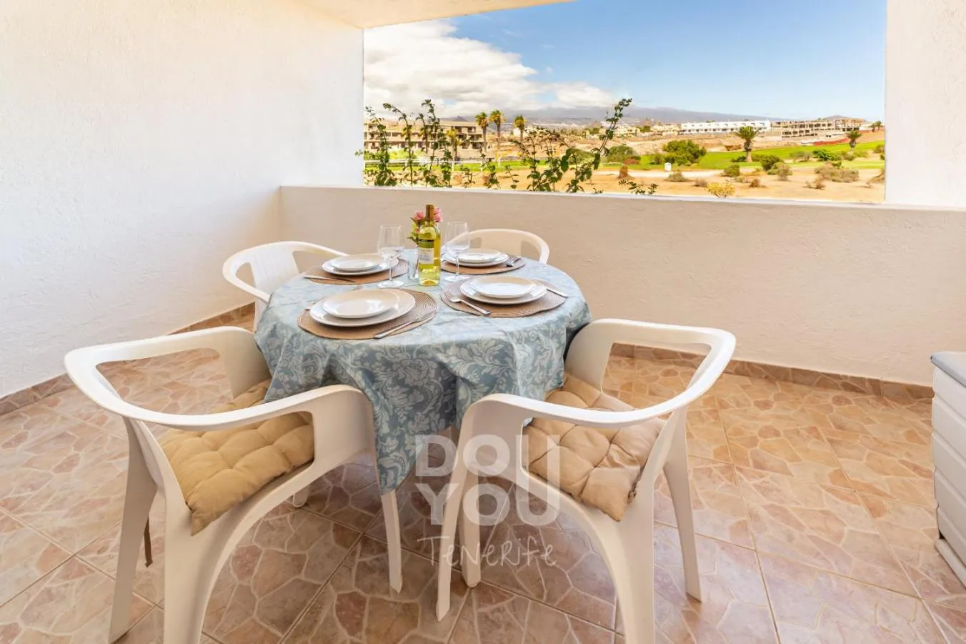 Day in Apartment Fairways Club