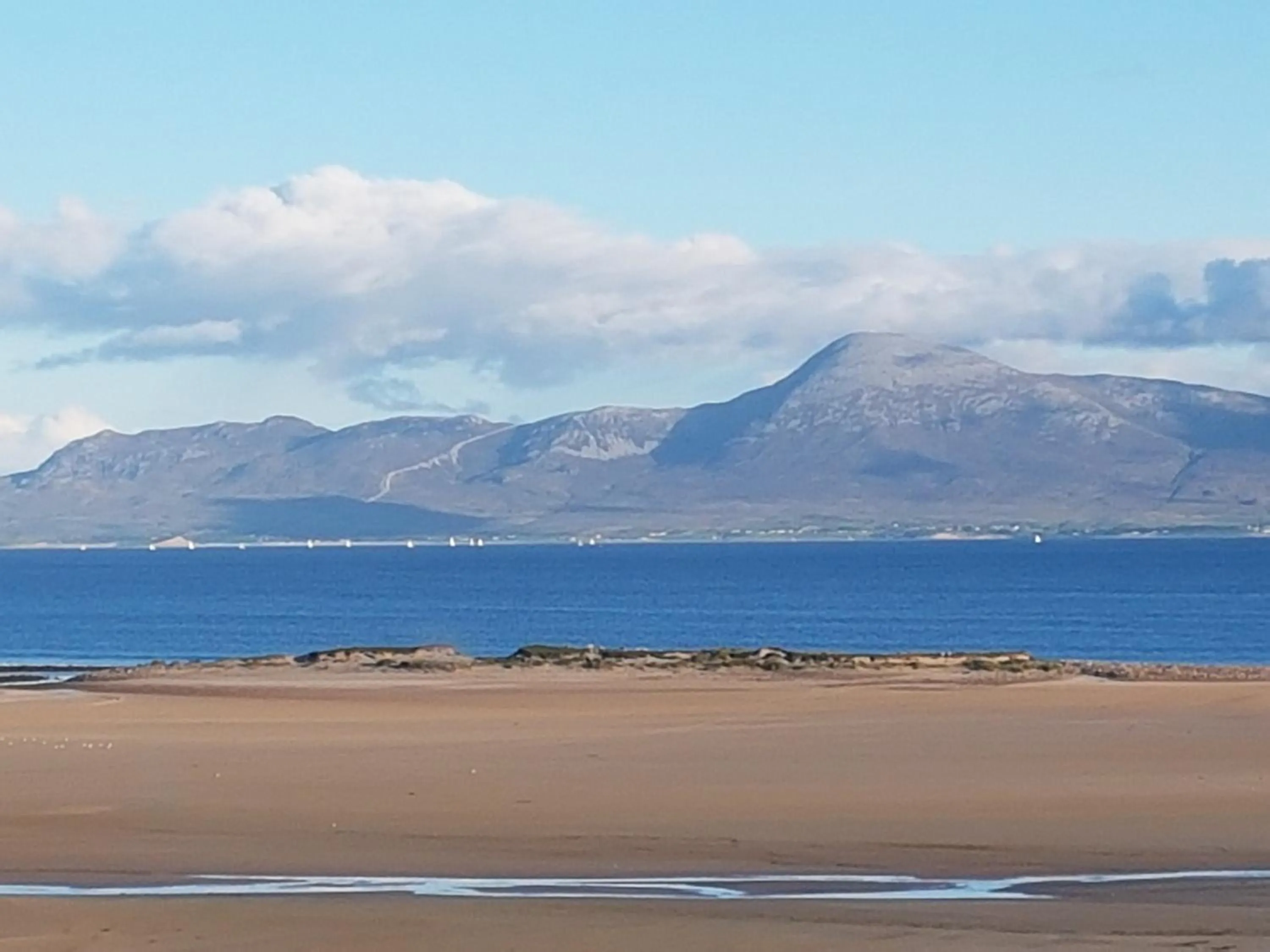 Natural landscape in Mulranny House