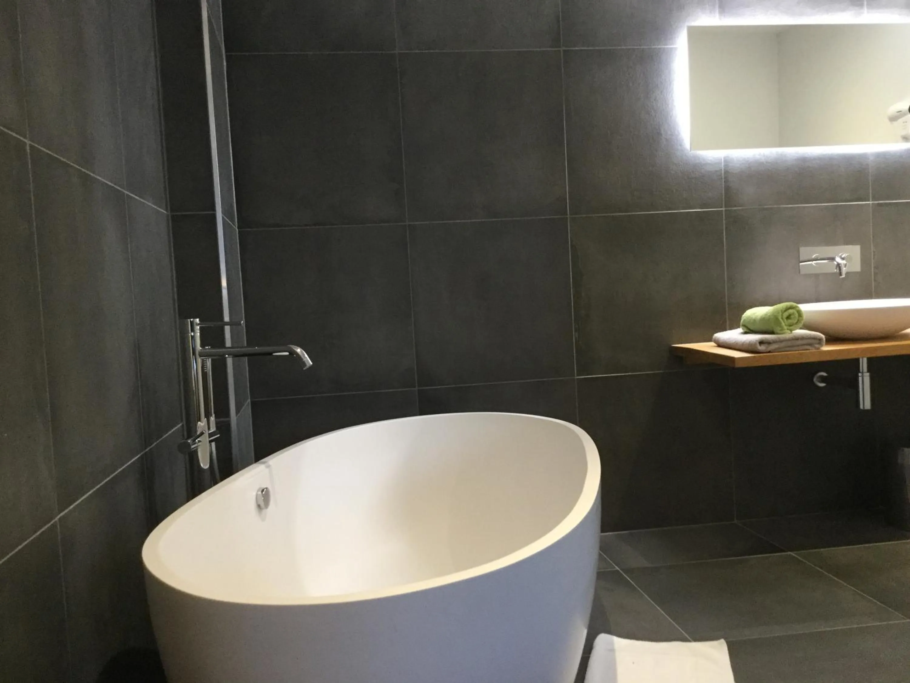 Bathroom in Hotel Côté Cour