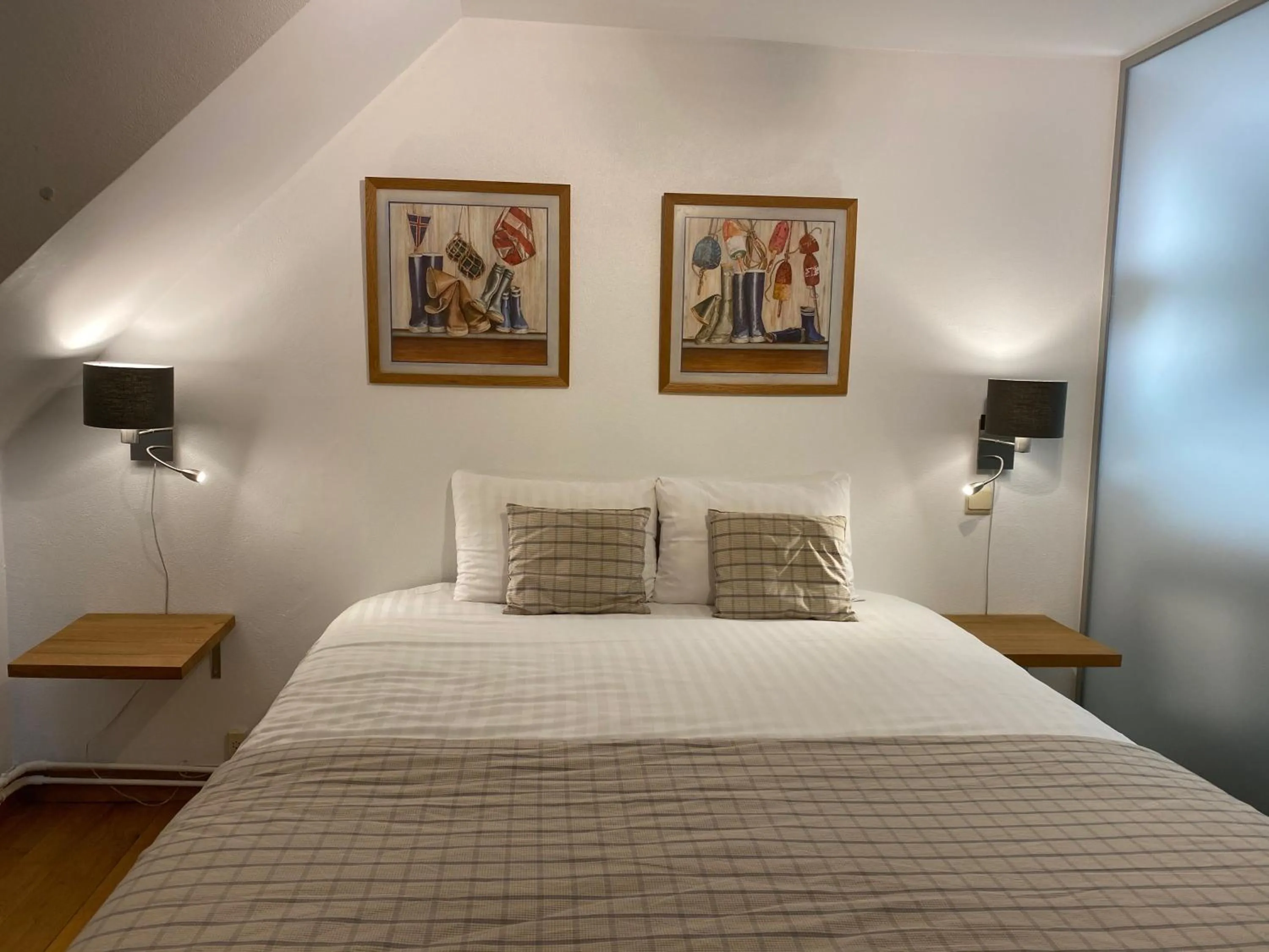 Bed in Hotel Côté Cour