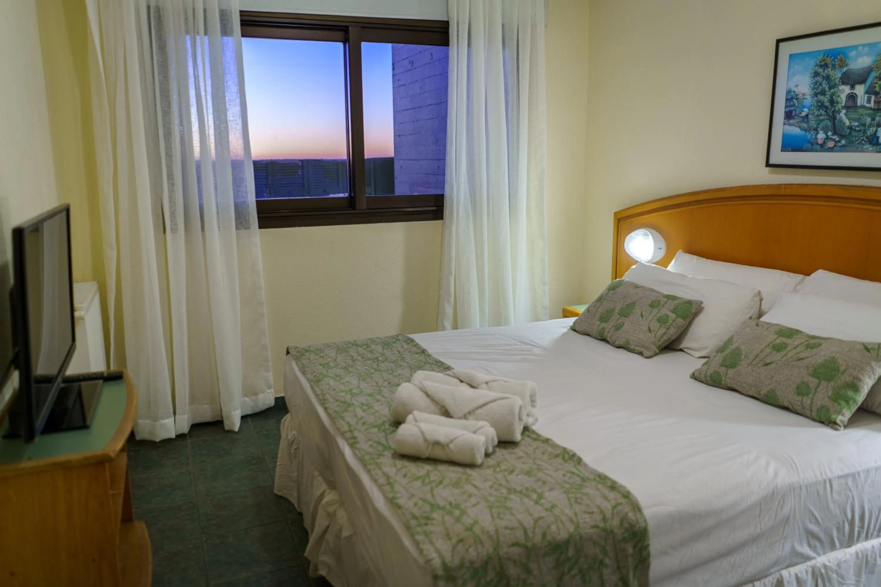 Bedroom, Bed in Hostal del Sol