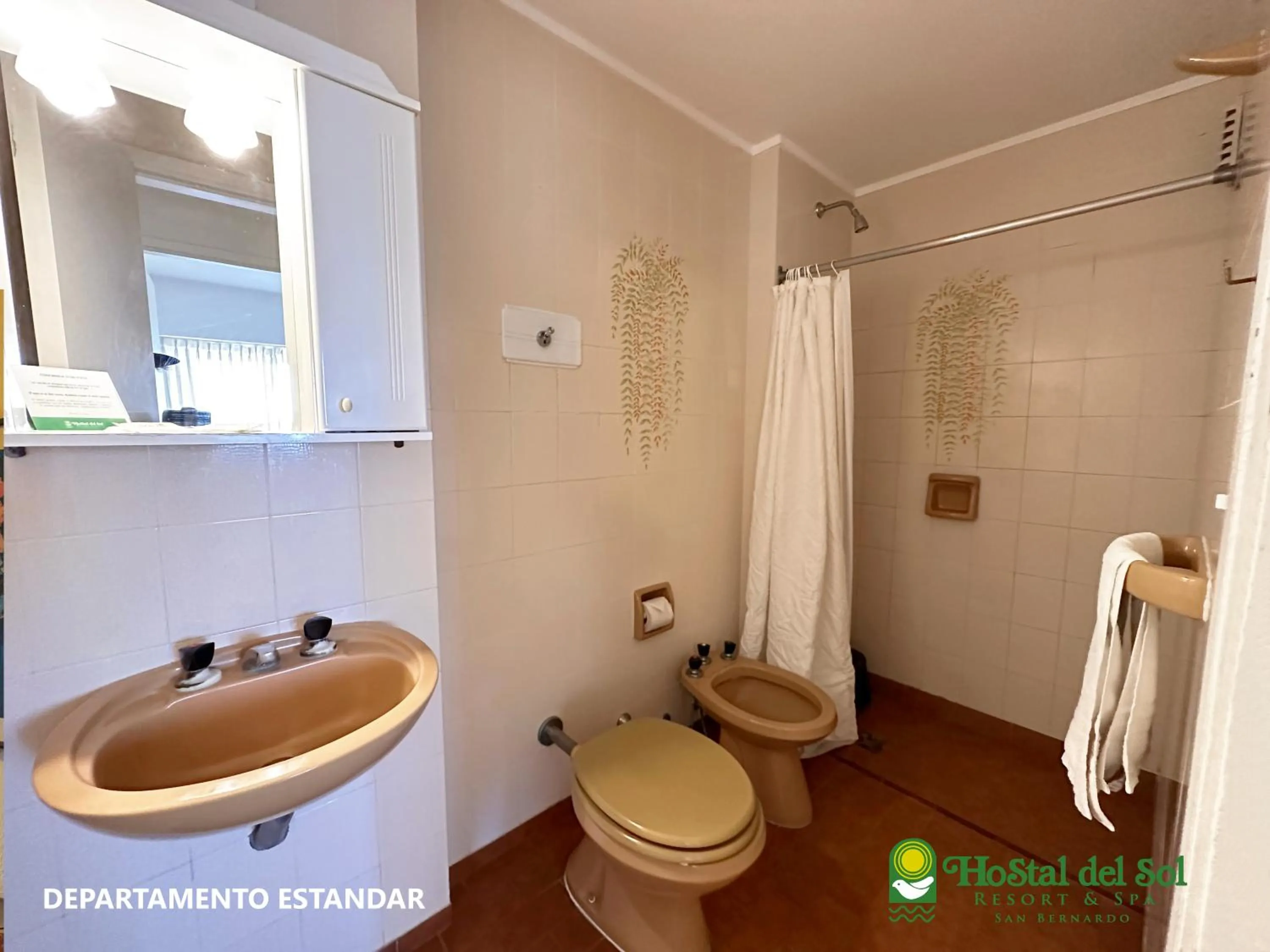 Bathroom in Hostal del Sol