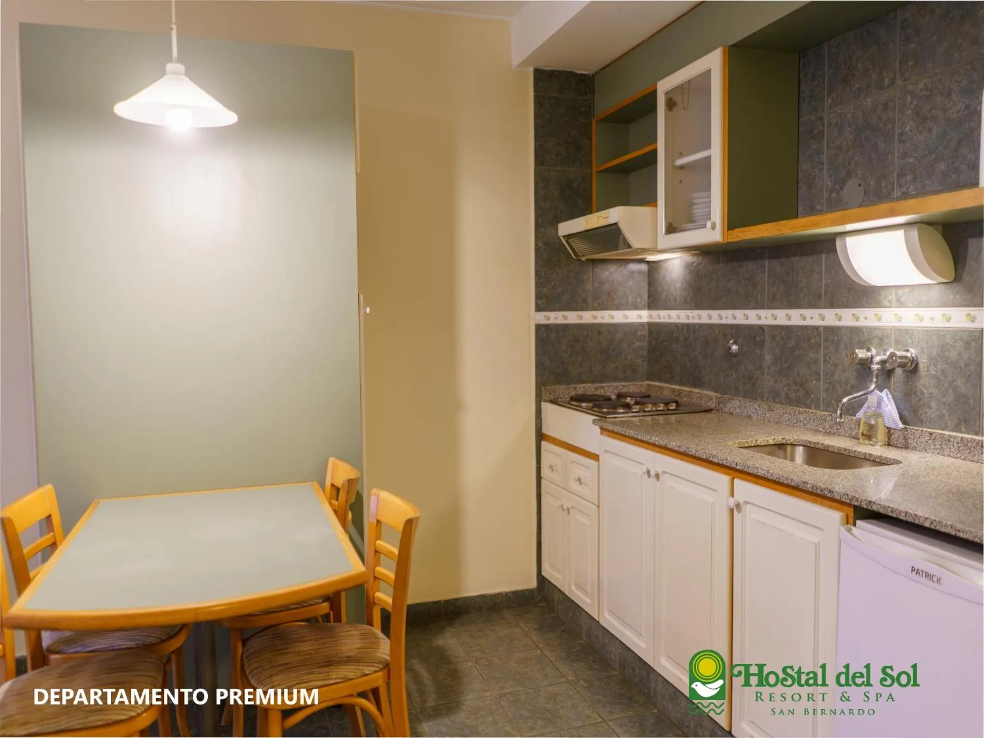 Kitchen or kitchenette in Hostal del Sol