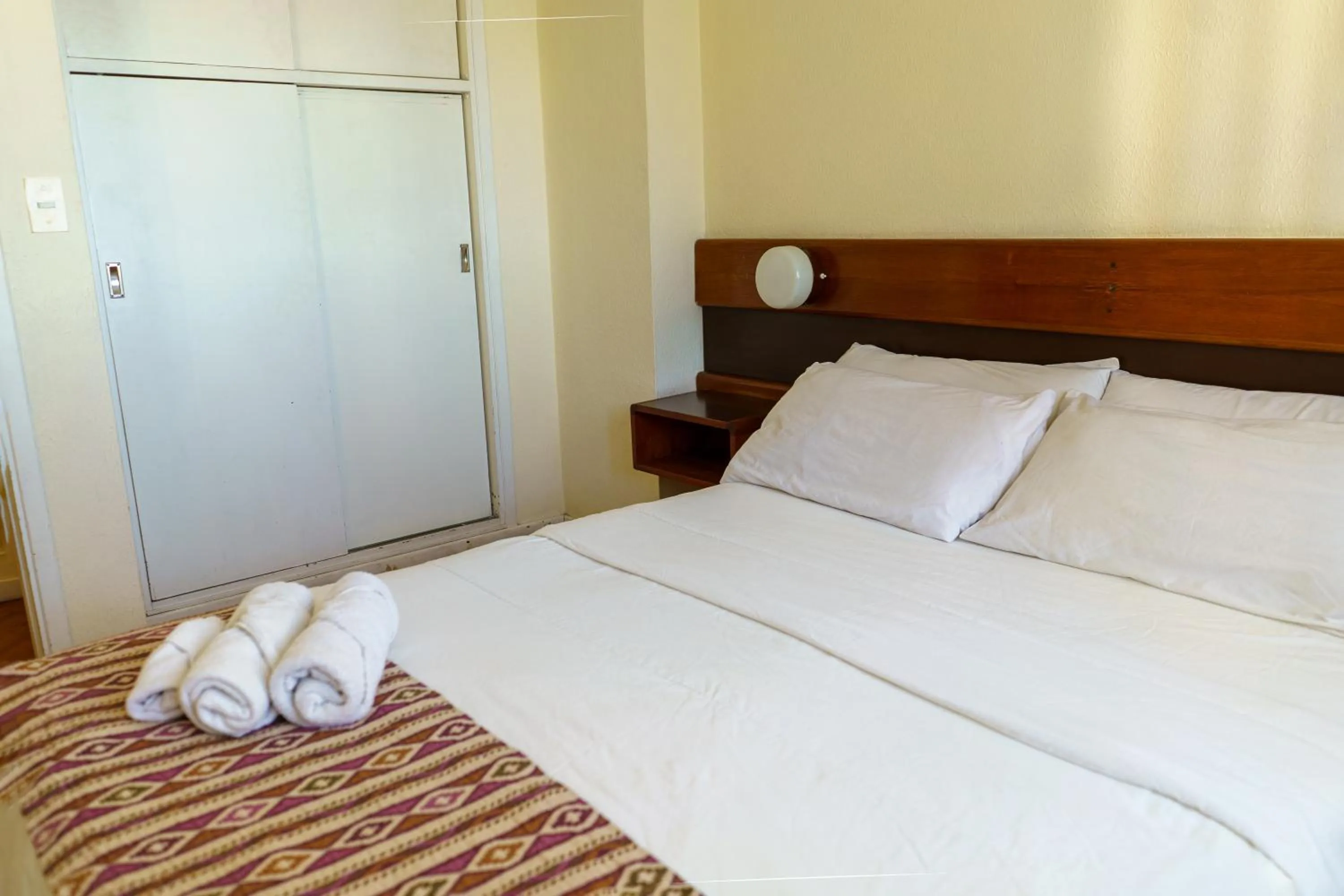 Bed in Hostal del Sol