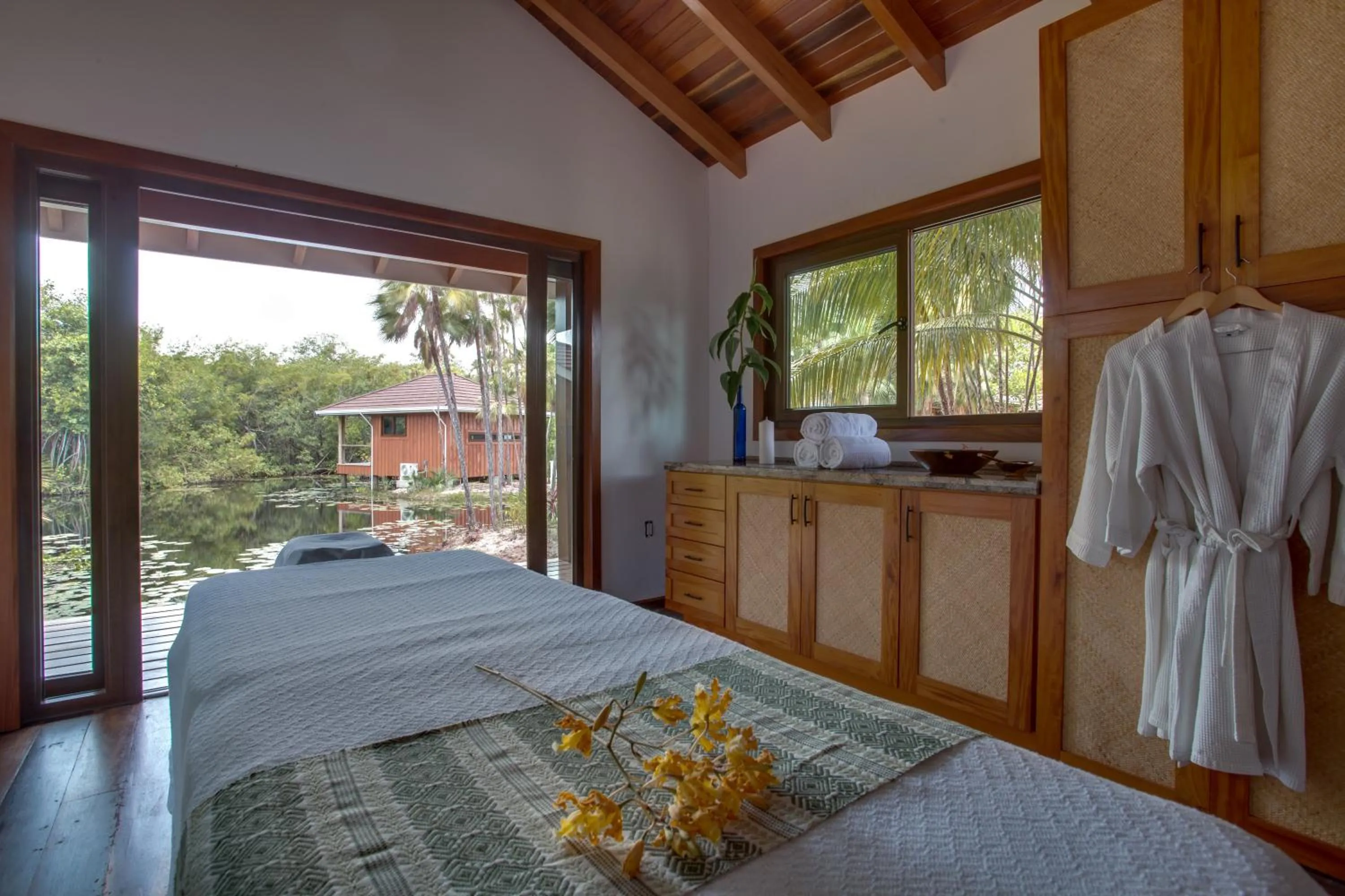 Spa and wellness centre/facilities, Bed in Naïa Resort and Spa