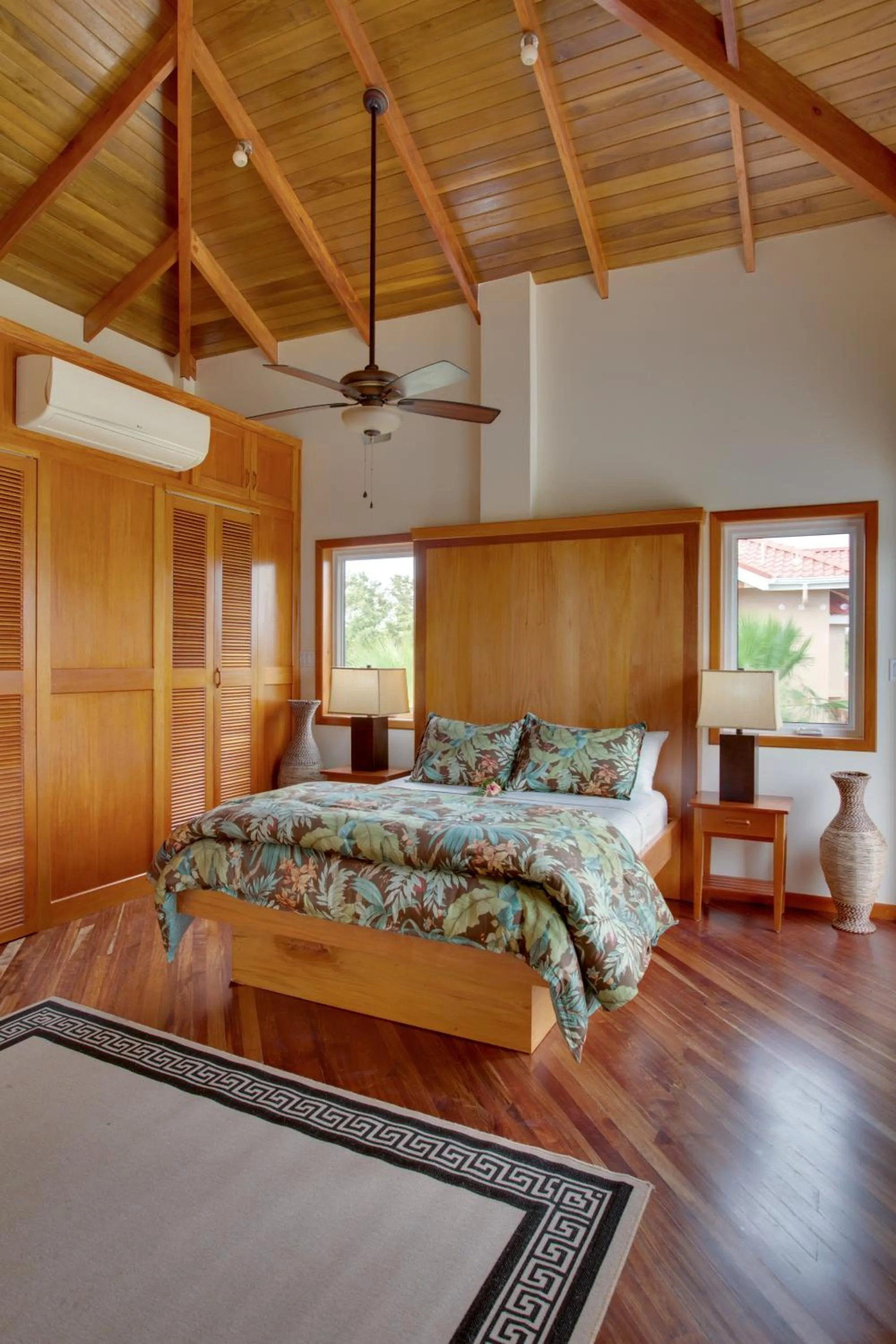 Bed in Naïa Resort and Spa